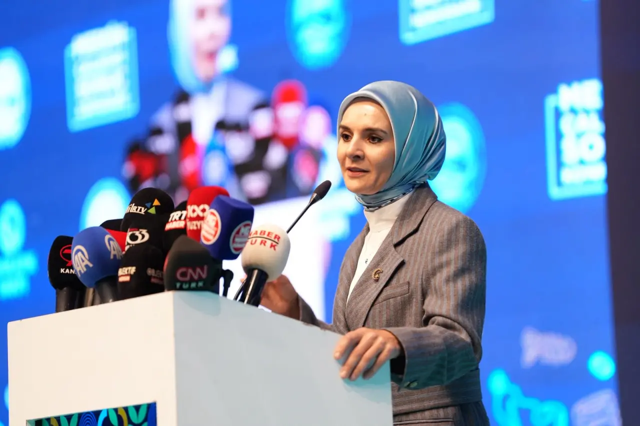 Mersin Sıfır Atık Hedef Belgesi Aile ve Sosyal Hizmetler Bakanı Göktaş'ın katılımıyla duyuruldu 1