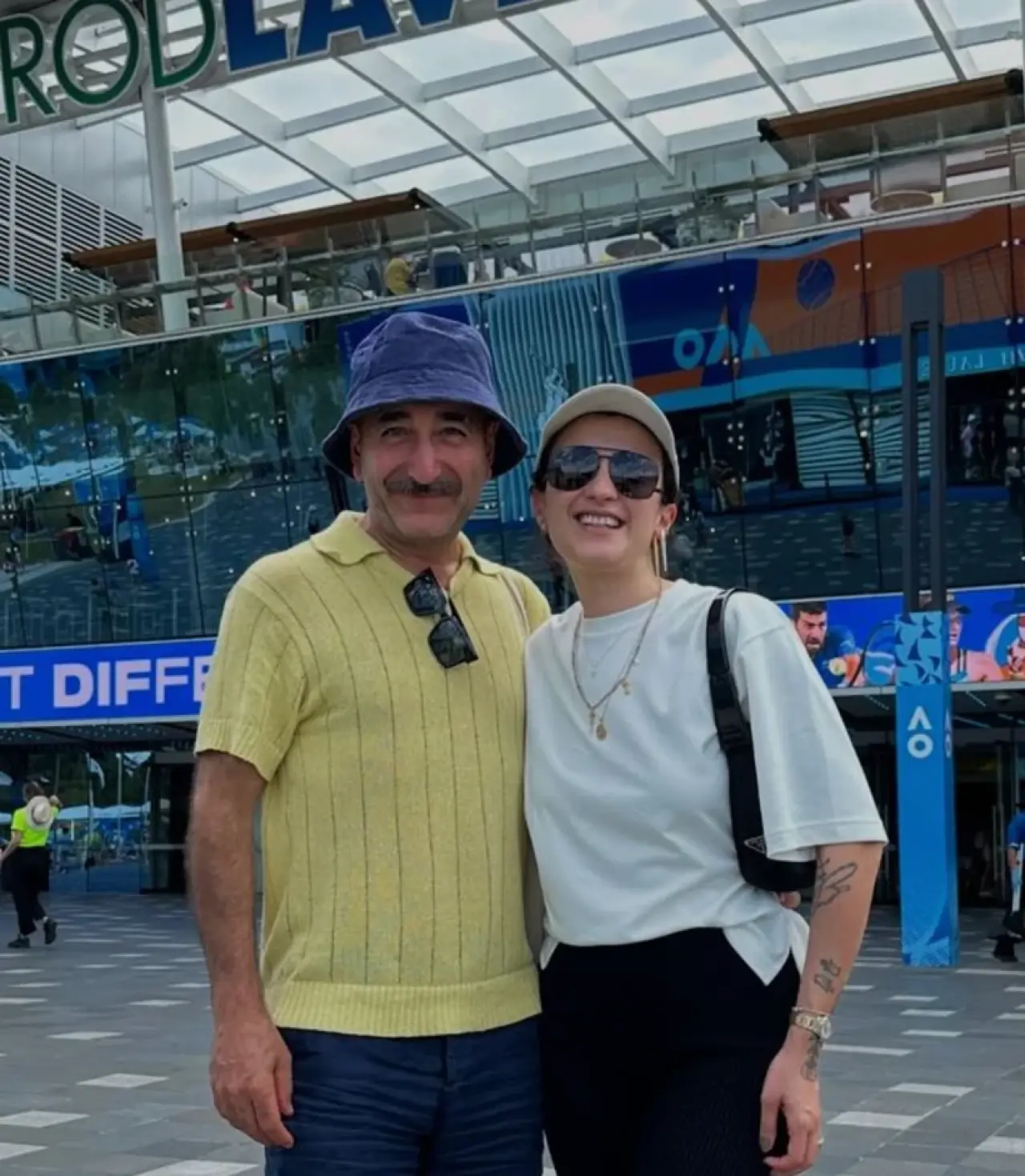 Şarkıcı Melike Şahin anne oldu: Bir erkek bebek dünyaya getirdi 4