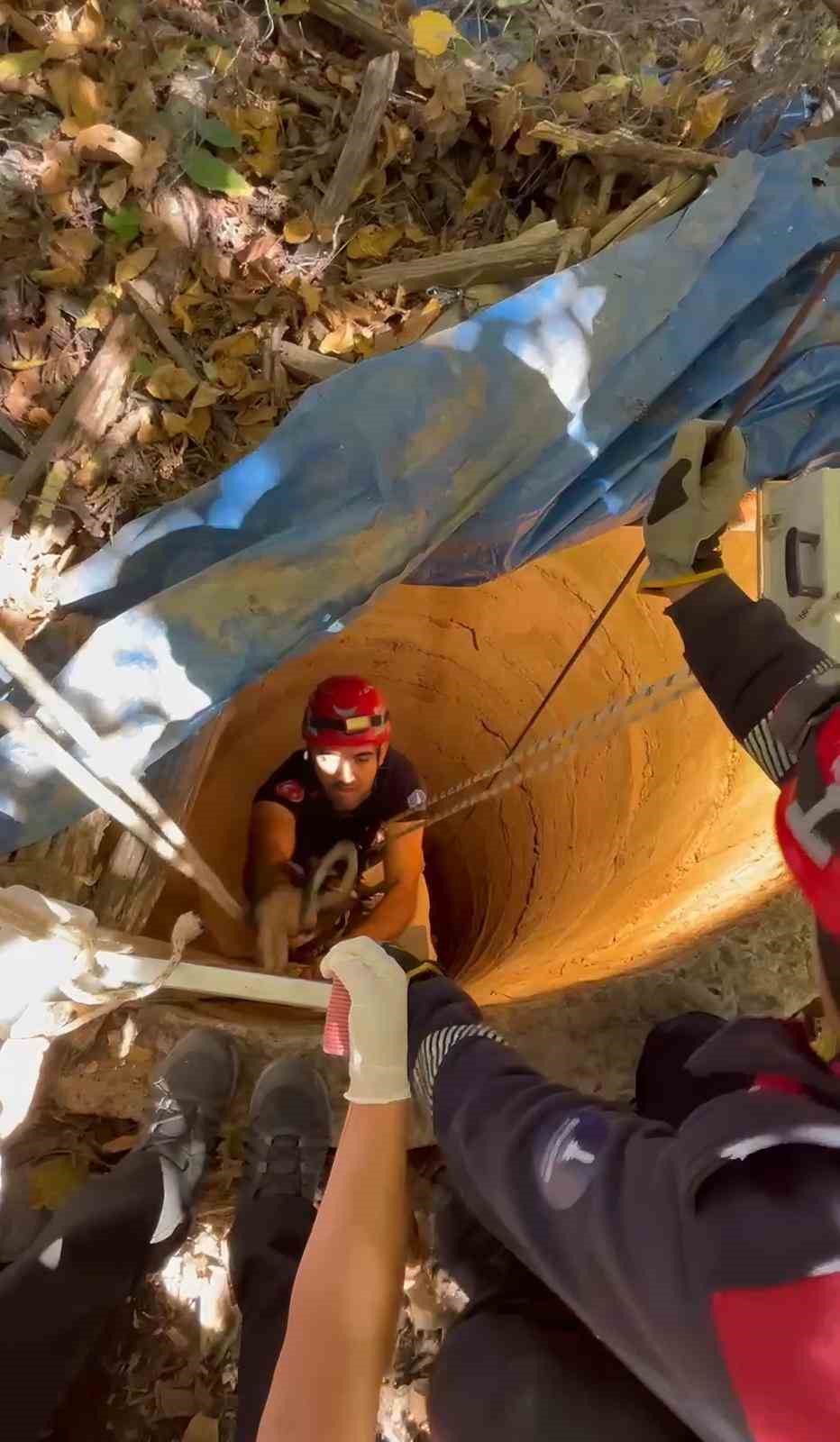 12-metrelik-kuyuya-dusen-80-yasindaki-halil-amca-itfaiyenin-mudahalesiyle-kurtarildi