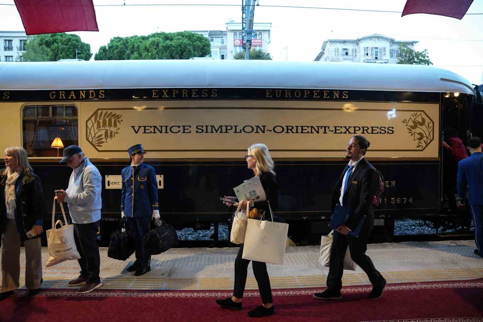 avrupadan-yola-cikan-orient-express-istanbula-geldi