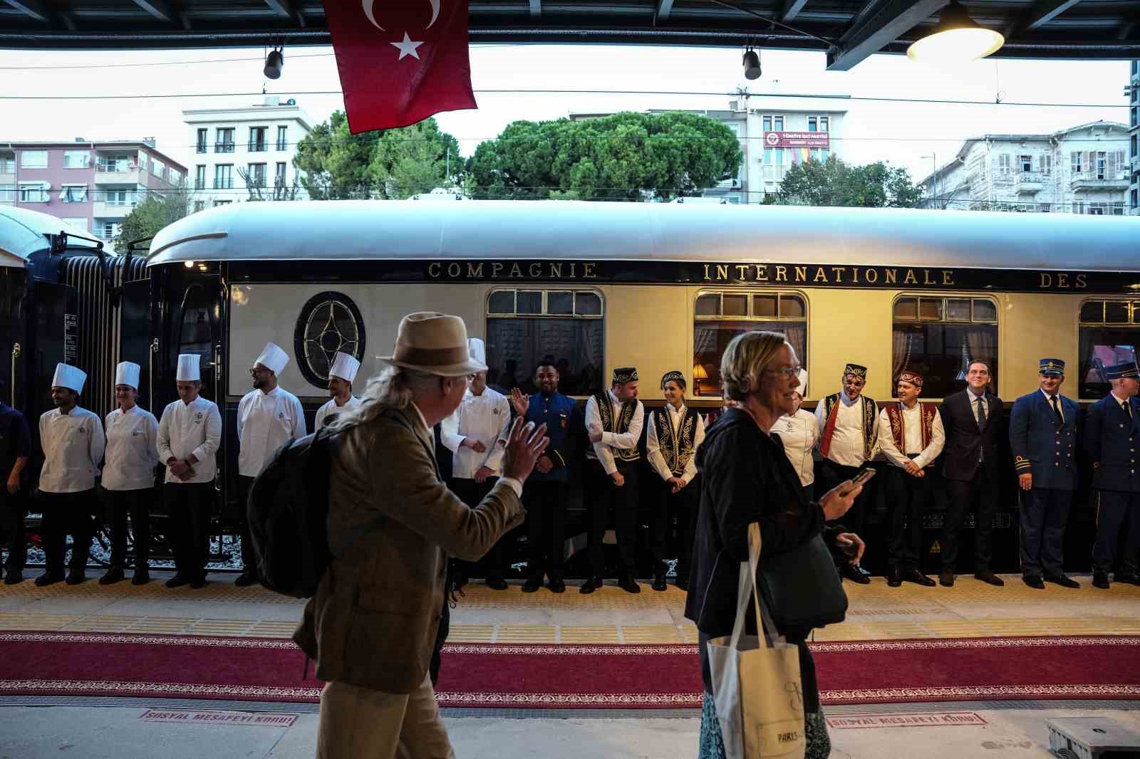 avrupadan-yola-cikan-orient-express-istanbula-geldi