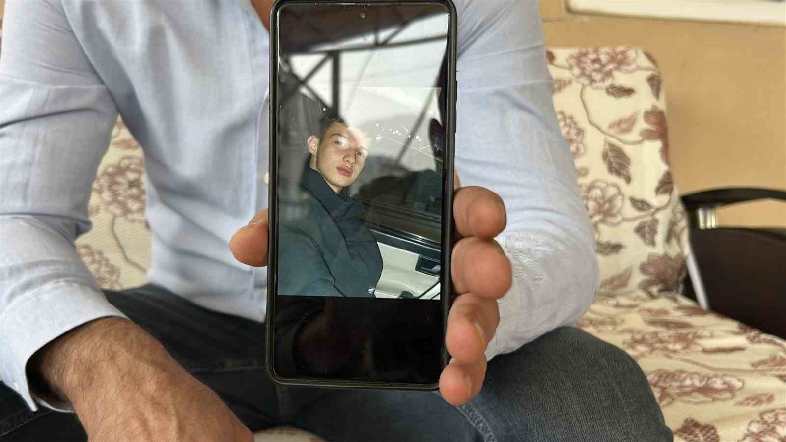 babasinin-gozyaslariyla-oglum-bizi-duyuyorsan-lutfen-gel-dedigi-kerem-ve-arkadasinin-cansiz-bedeni-bulundu