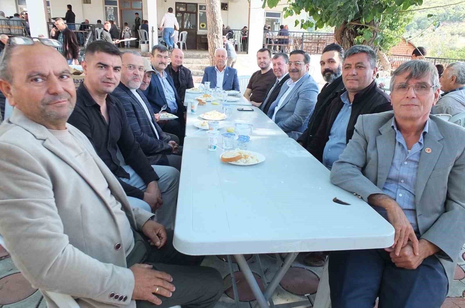 balikesirde-zeytin-ureticileri-yagmur-duasina-cikti