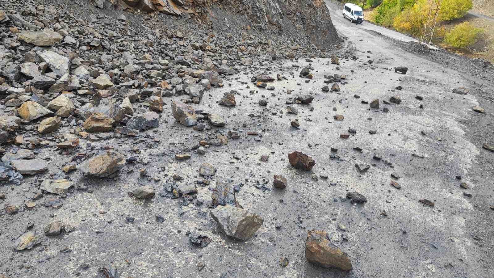 batmanda-saganak-heyelana-neden-oldu