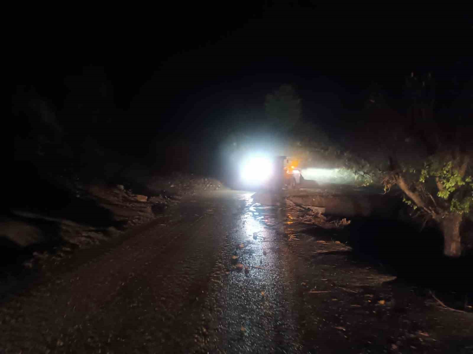 batmanda-saganak-heyelana-neden-oldu