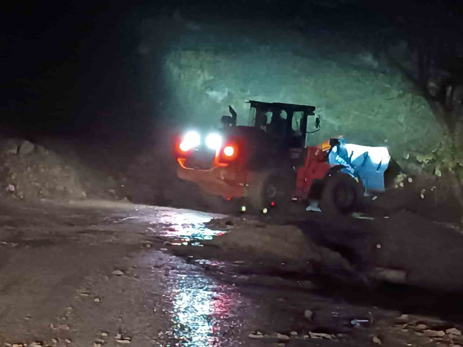 batmanda-saganak-heyelana-neden-oldu