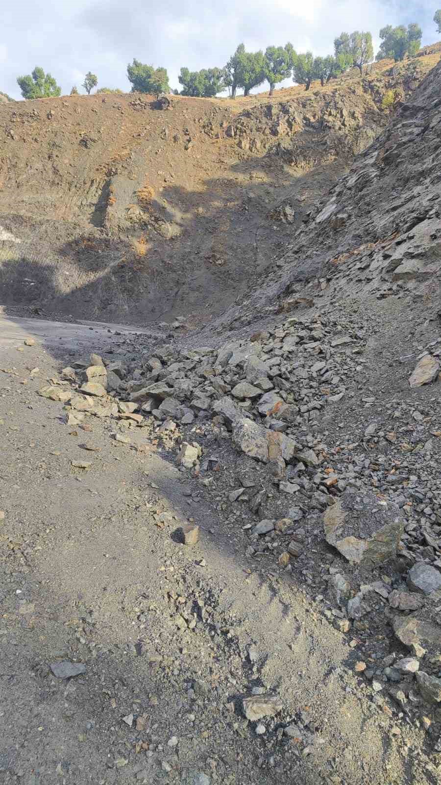 batmanda-saganak-heyelana-neden-oldu