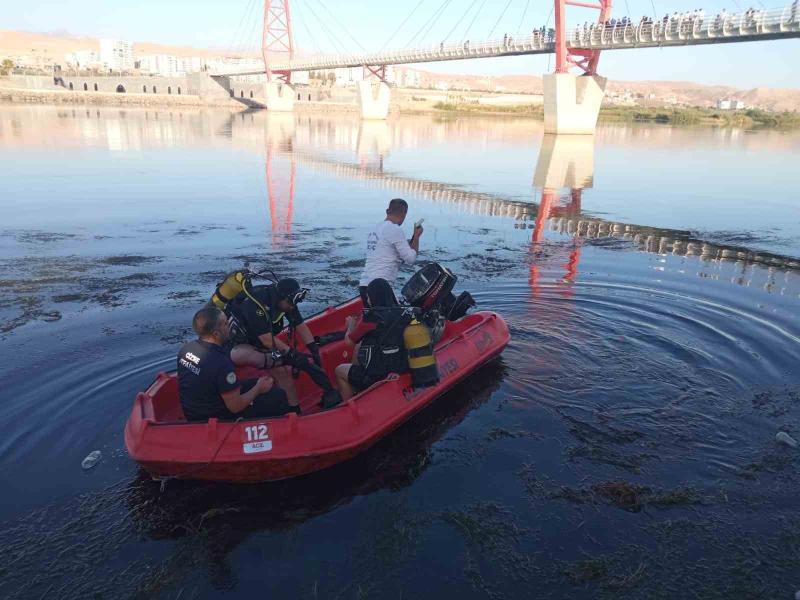 cizrede-kopruden-nehre-atlayan-gencin-cansiz-bedenine-ulasildi