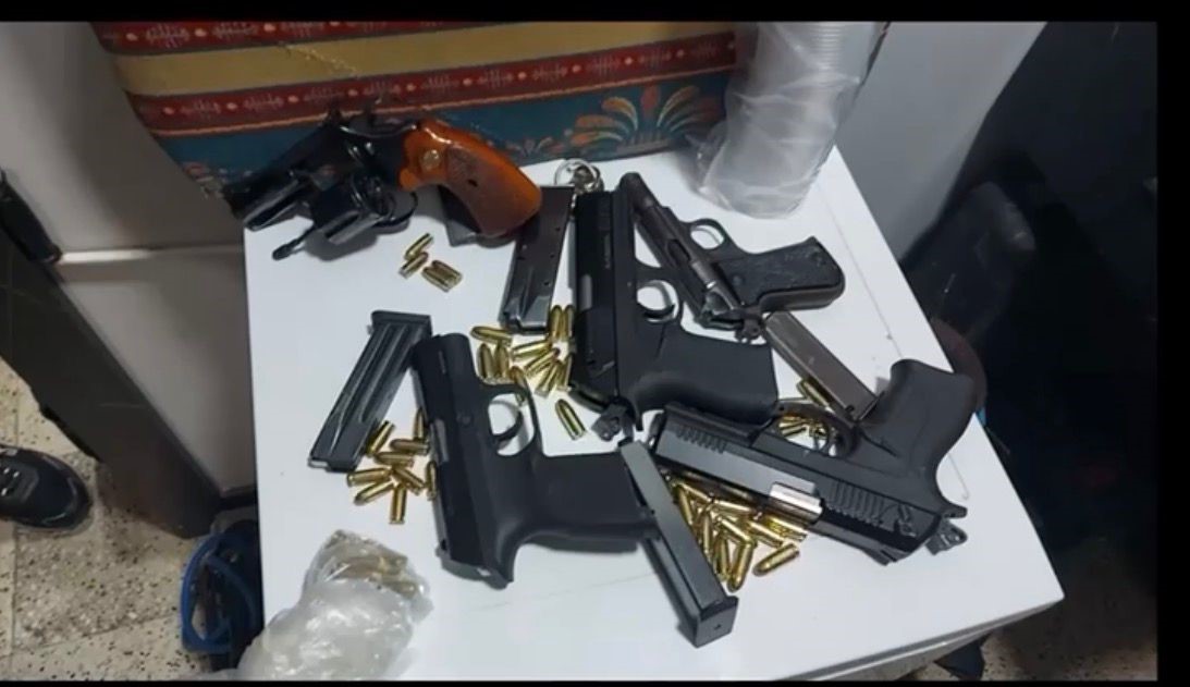 diyarbakir-merkezli-12-ilde-silah-kacakciligi-operasyonu-78-kisi-gozaltina-alindi