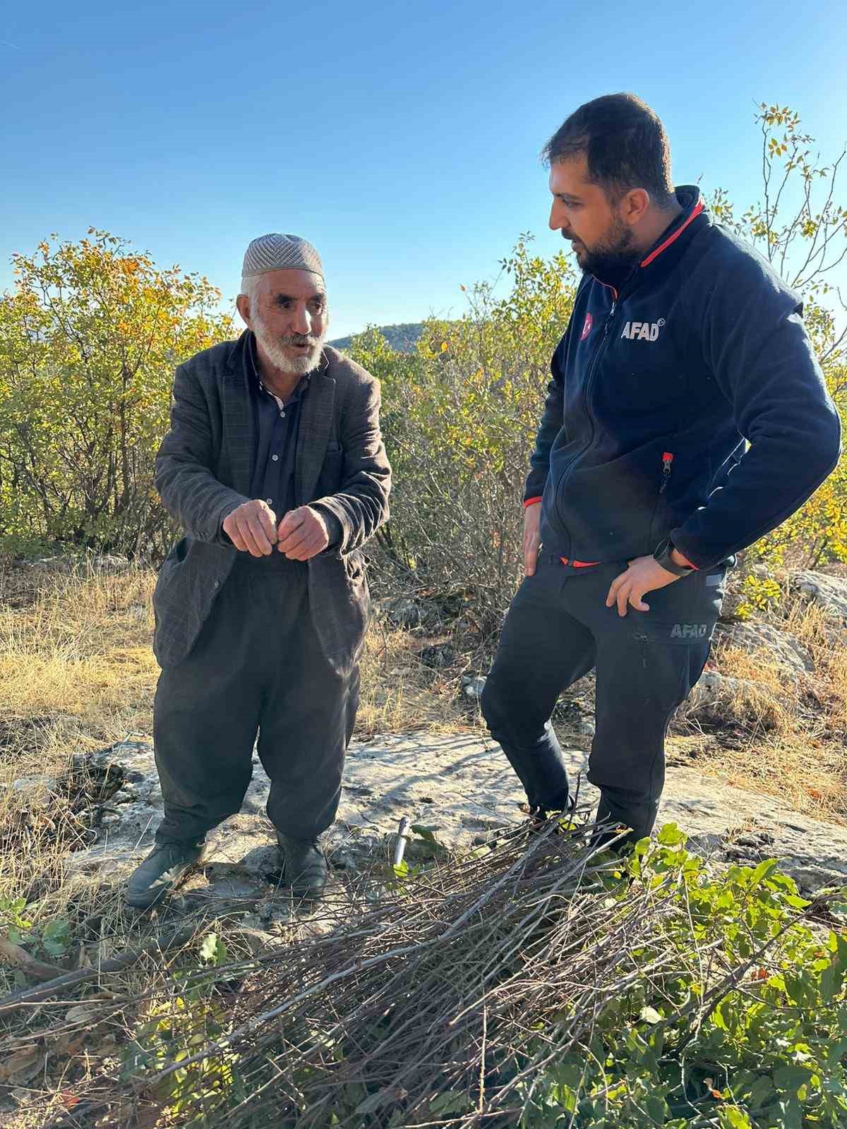 diyarbakirda-kendisinden-haber-alinamaya-alzaymir-hastasi-yasli-adam-cali-toplarken-bulundu