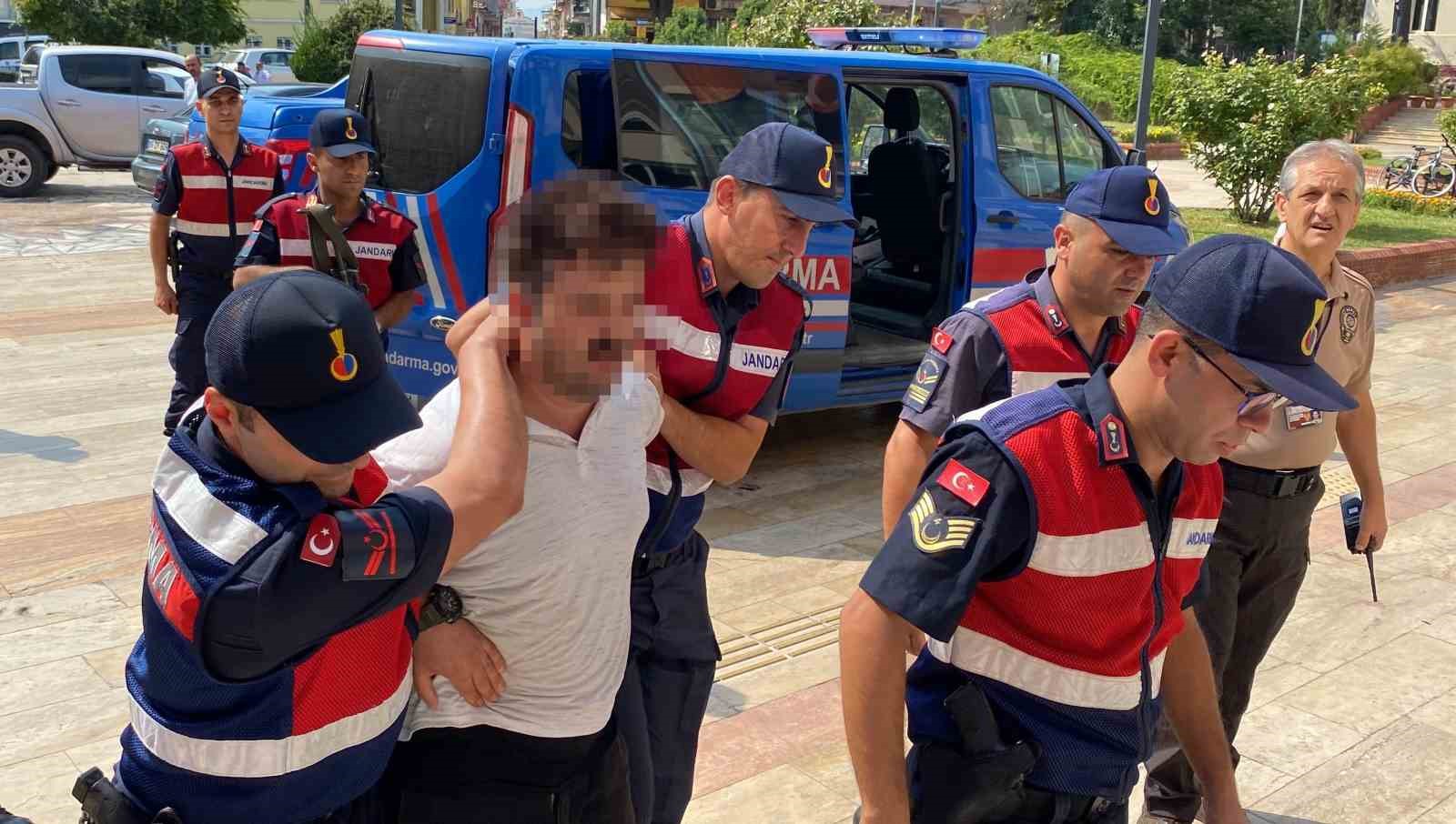 esinin-bogazini-keserek-olduren-cani-kocanin-tahliye-karari-geri-alindi