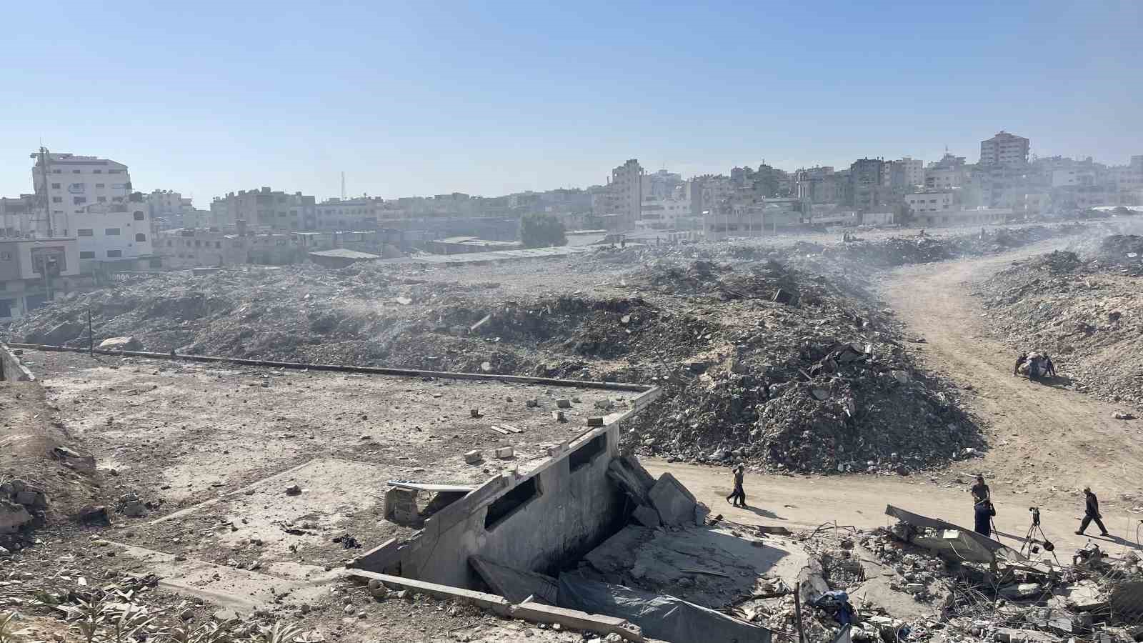 gazzede-biriken-cop-miktari-ceyrek-milyon-tonu-asti