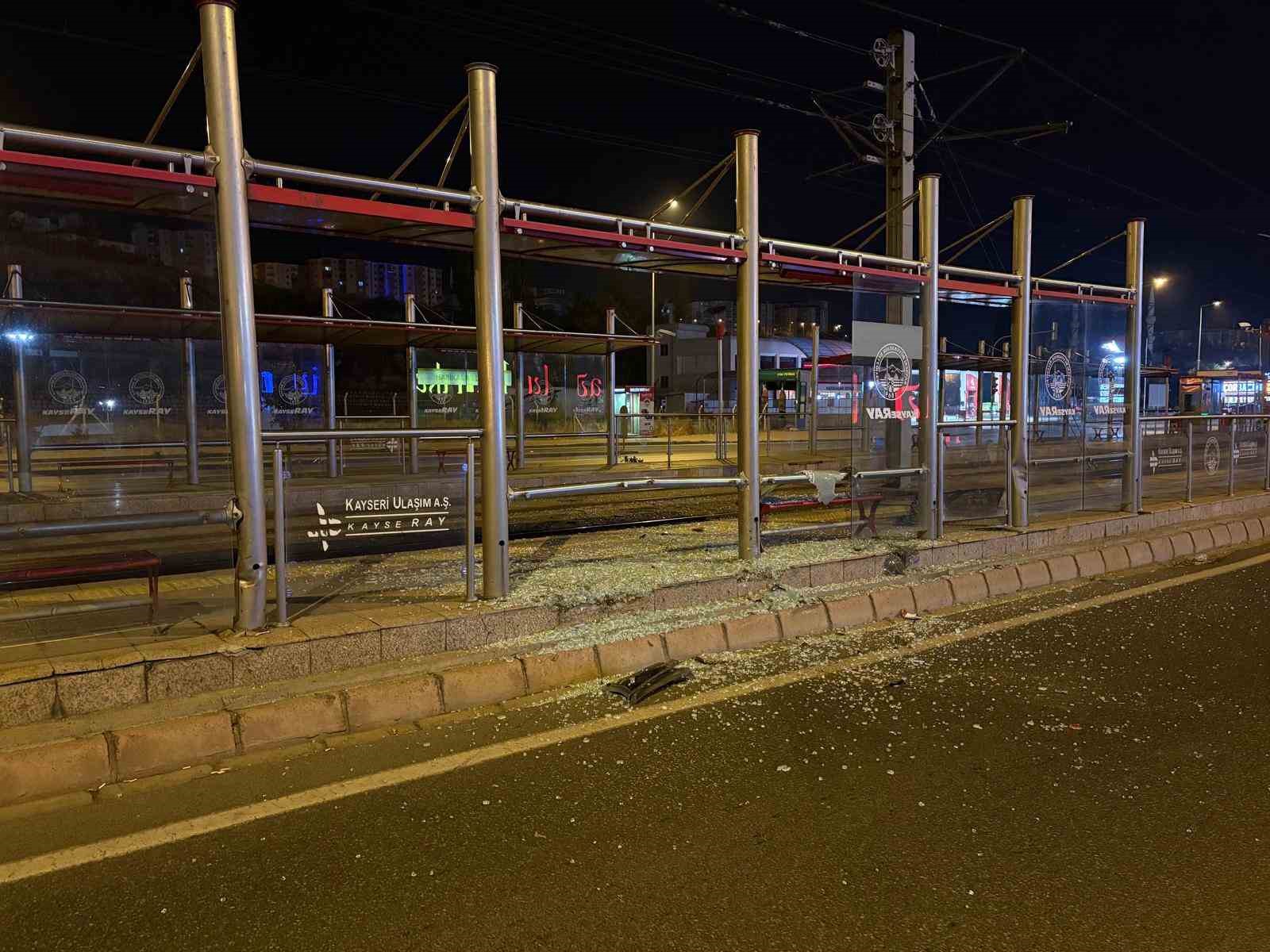 kaza-yapan-alkollu-surucu-polise-beni-alin-birakmayin