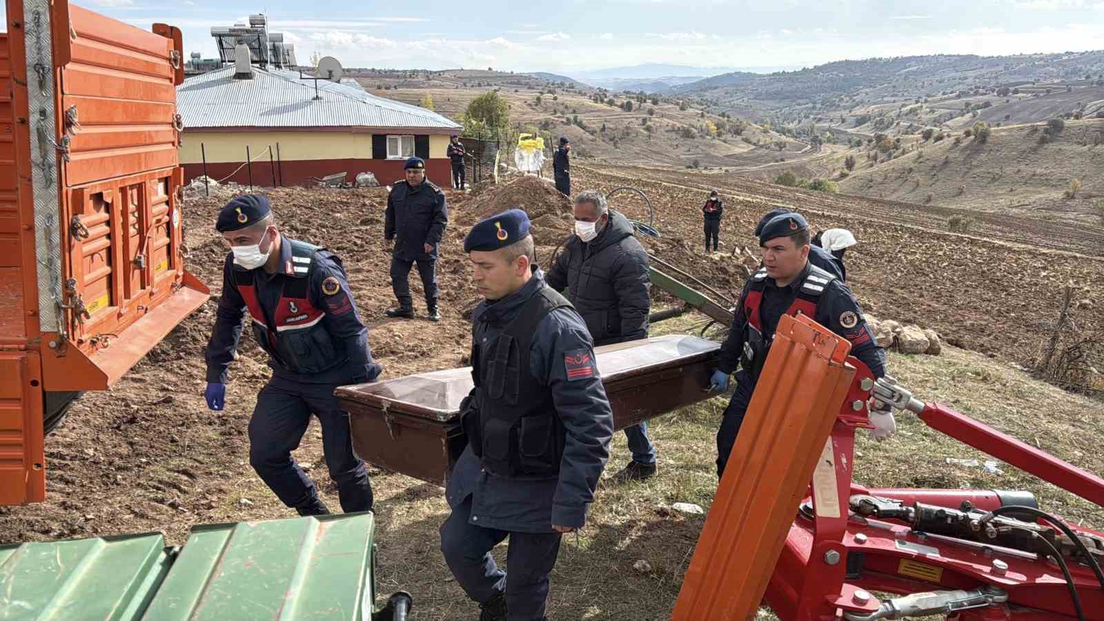 komsusunu-olduren-firari-jandarmaya-atesle-karsilik-verdi-yarali-sekilde-yakalandi