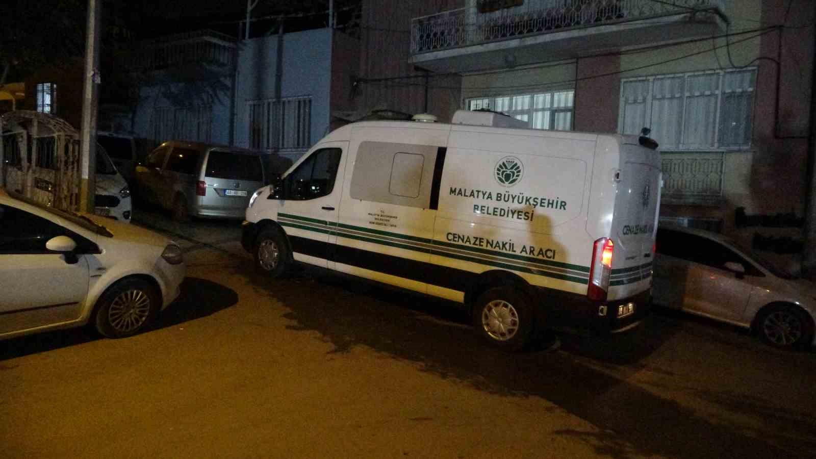 malatyada-yasli-adam-evinde-olu-bulundu