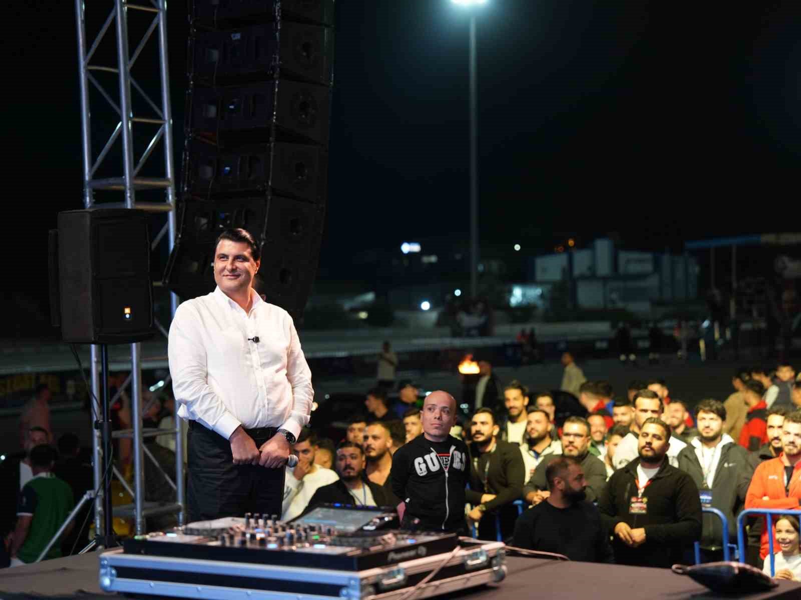 modifiyefest-binlerce-kisinin-katilimiyla-gaziantepe-renk-katti