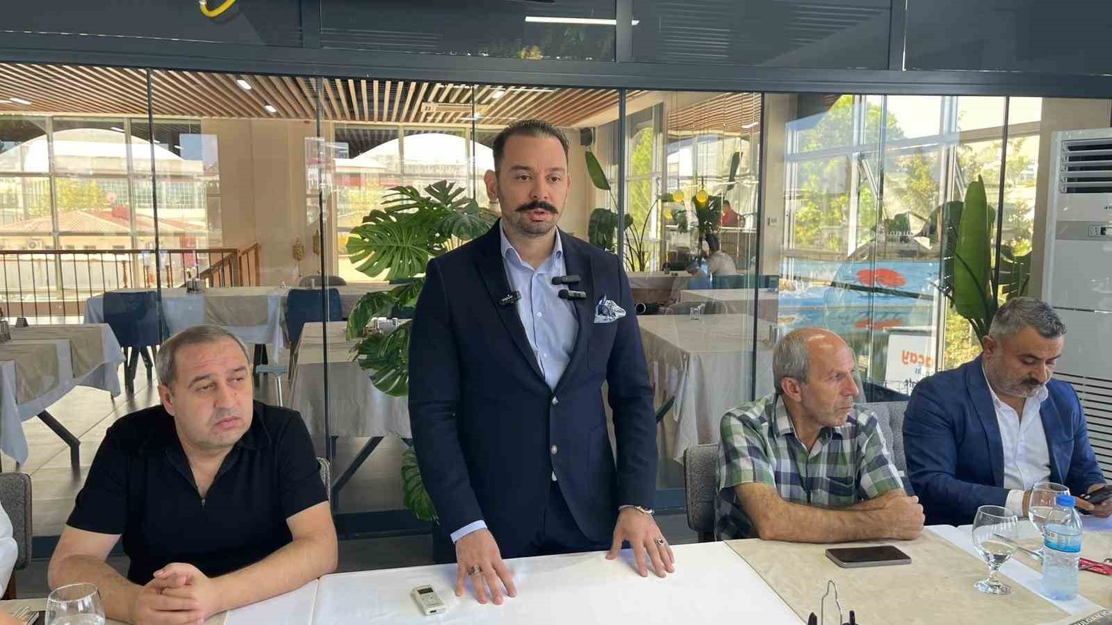 osmaniyede-vatandaslar-sumud-filosu-ve-gazze-halkina-destek-verdi