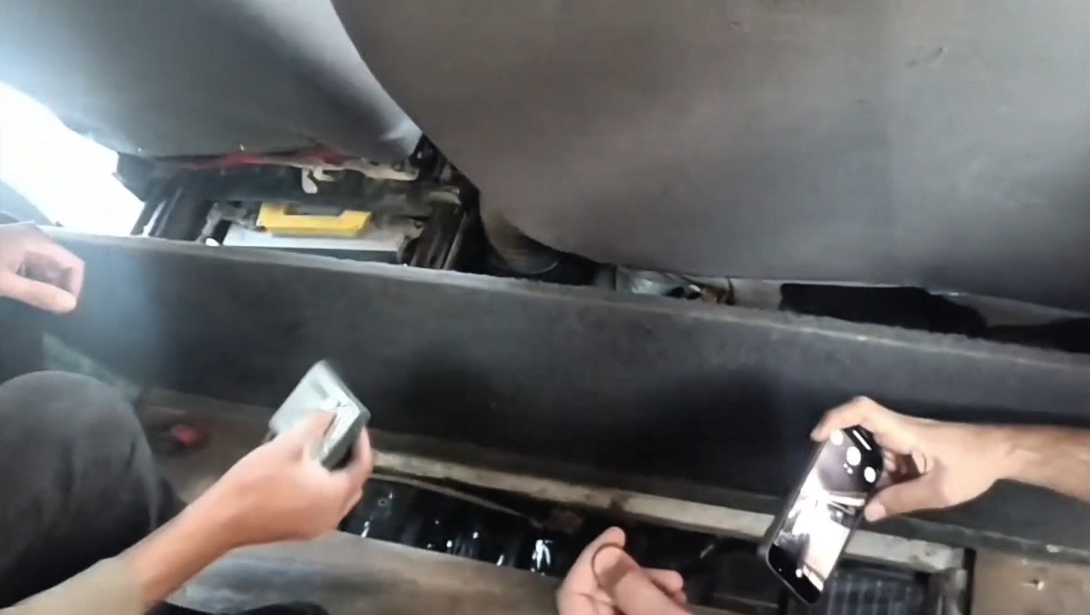 sanliurfada-9-milyon-600-bin-tl-degerinde-645-adet-kacak-telefon-ele-gecirildi