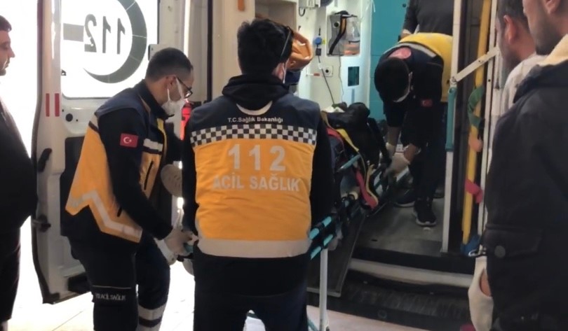 sanliurfada-yol-kenarinda-silahla-vurulmus-2-kisi-bulundu