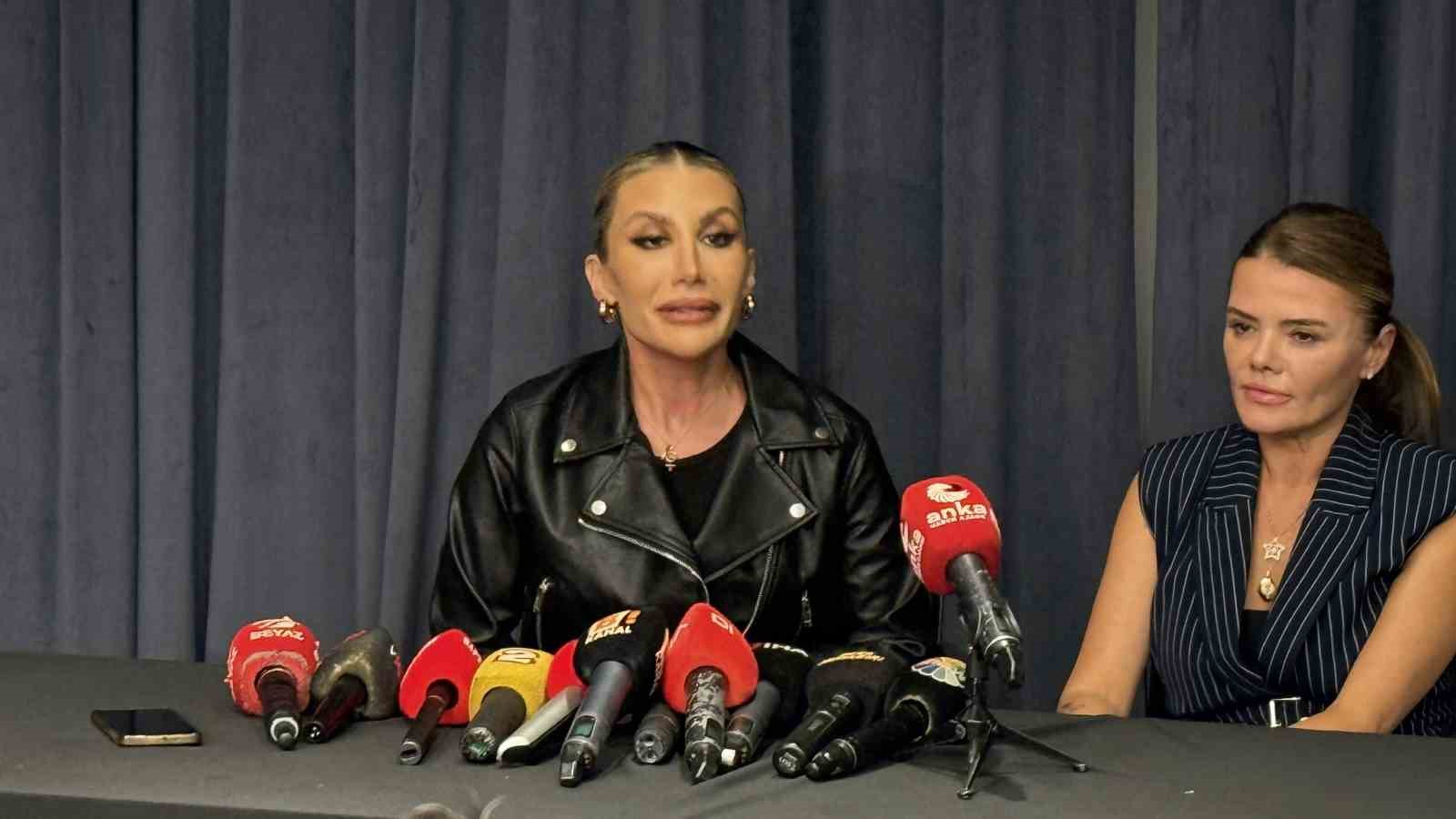 sarkici-irem-derici-alnim-ana-sutum-kadar-ak