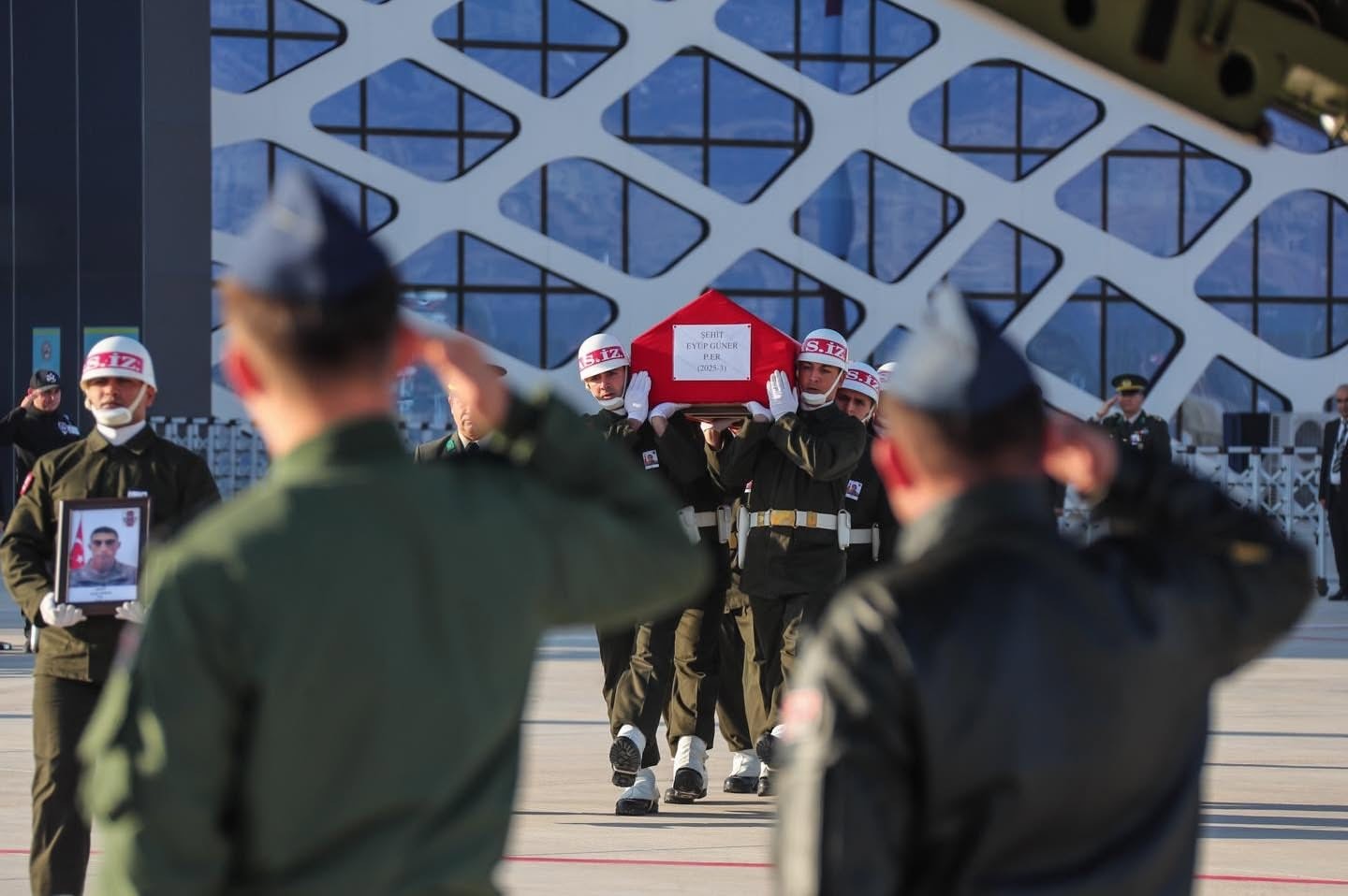 sehit-eyup-guner-gaziantepe-dualarla-ugurlandi