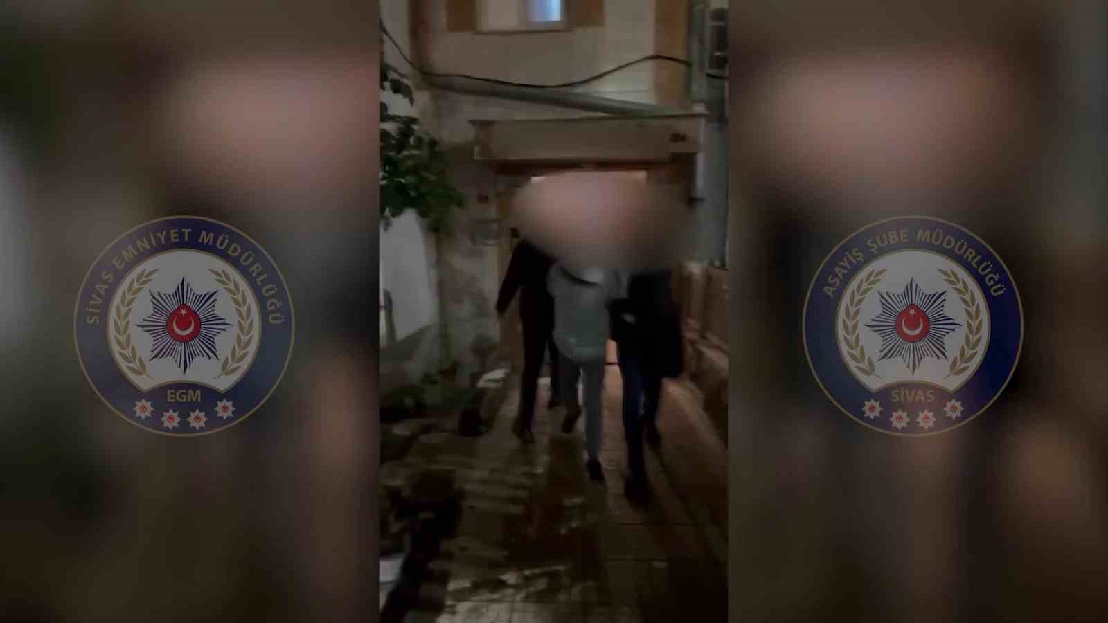 sivasta-aranan-sahis-gizli-bolmede-yakalandi