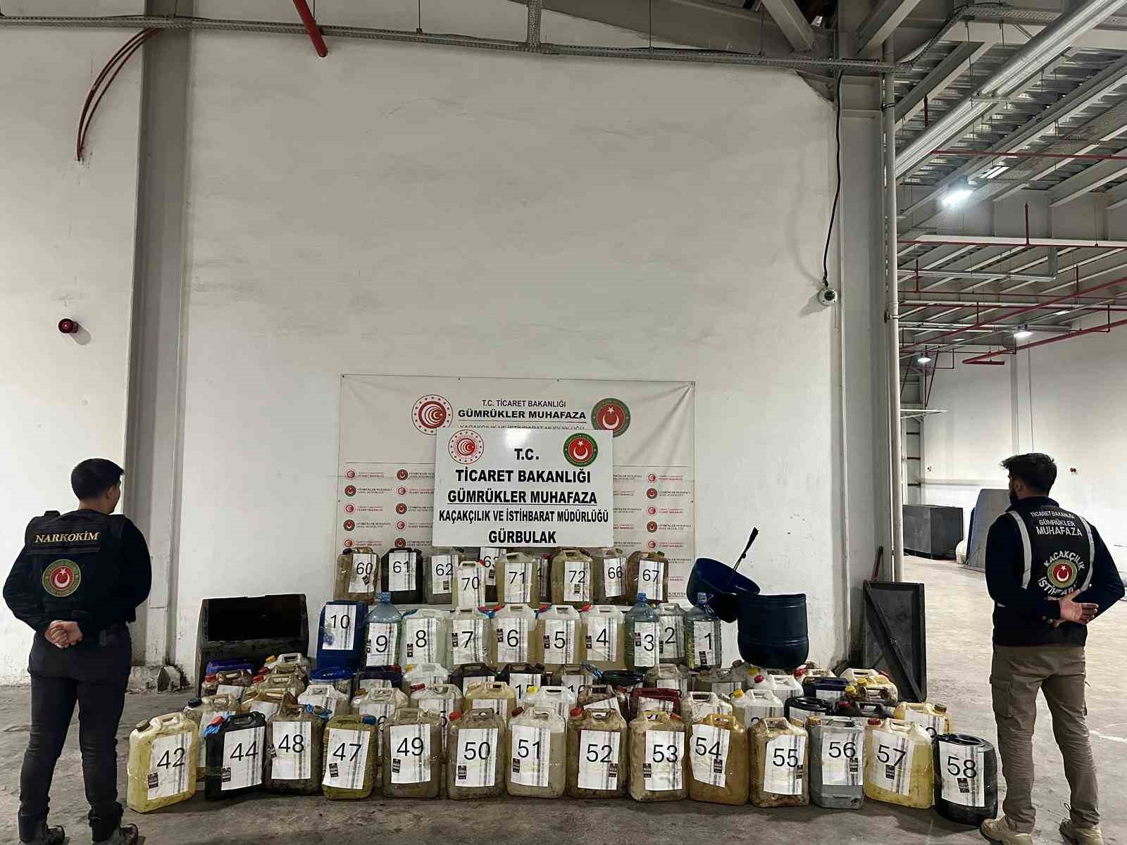 ticaret-bakanligi-3-farkli-operasyonda-4-milyar-385-milyon-tl-degerinde-uyusturucu-madde-ele-gecirildi