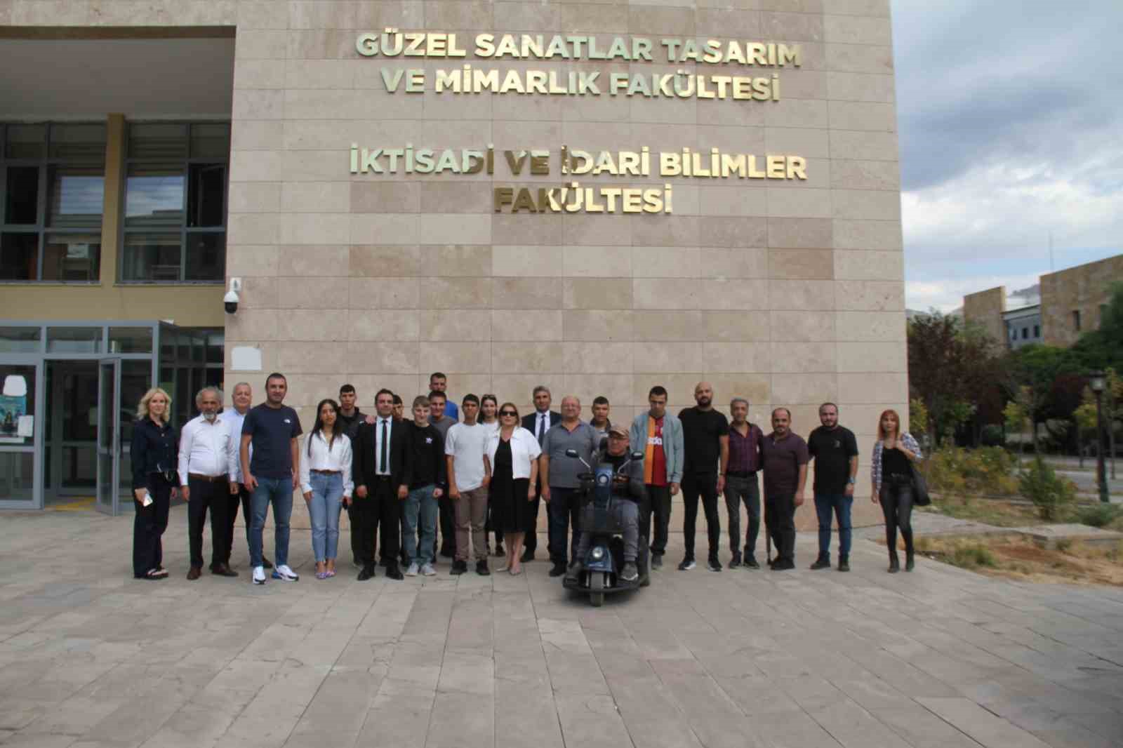 tuncelide-engellilere-hem-egitim-hem-gelecek-guvencesi