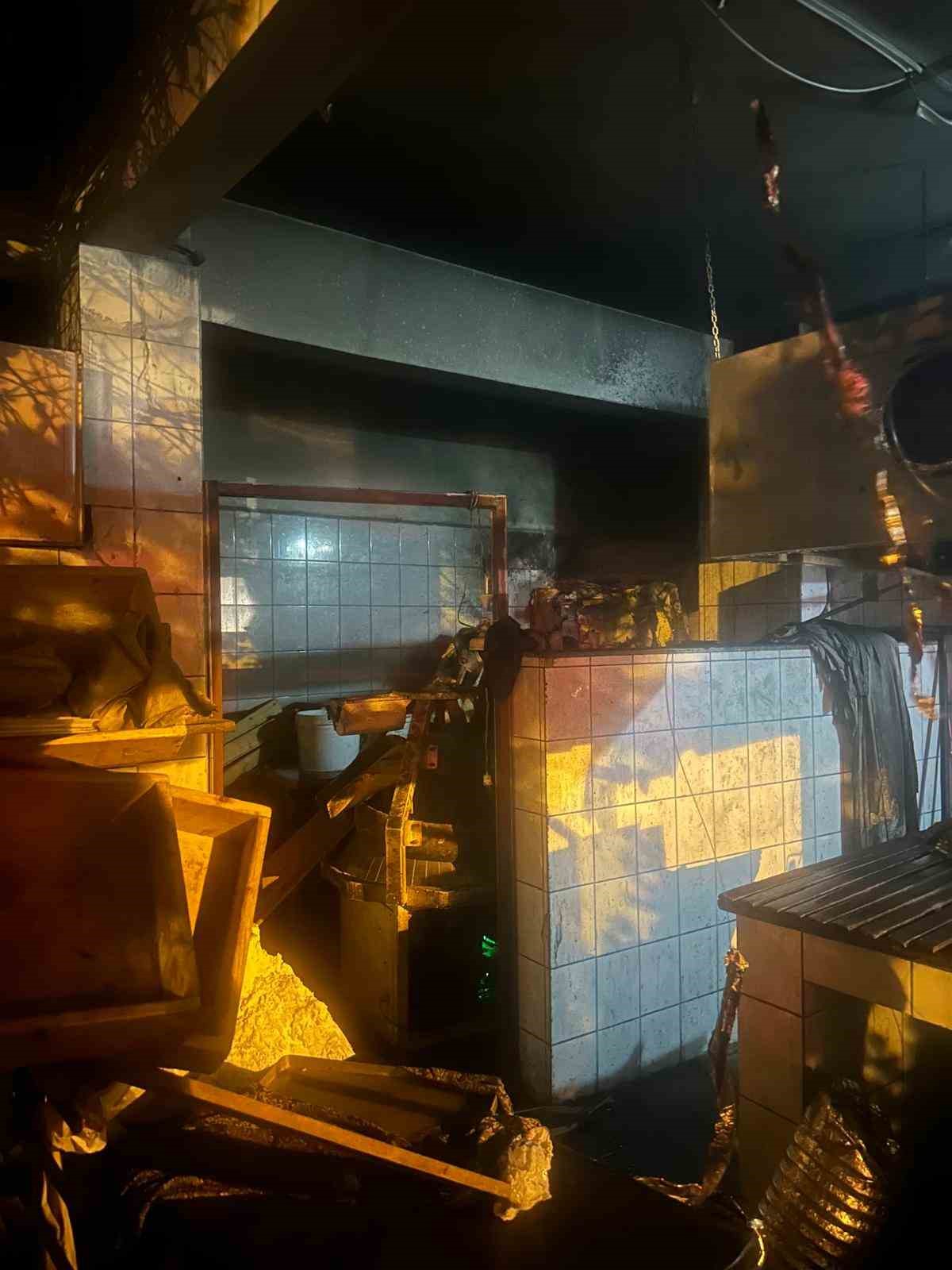 yangin-cikan-firinda-tup-patladi-9-yarali