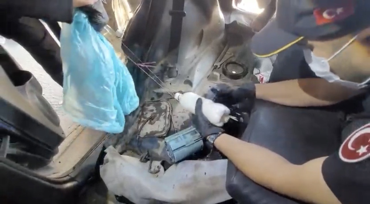 agrida-15-kilo-metamfetamin-ele-gecirildi