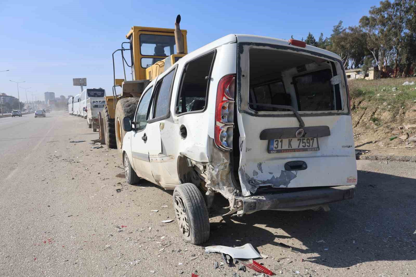 aracin-sagindan-gecmeyince-calisinca-ortaligi-savas-alanina-cevirdi