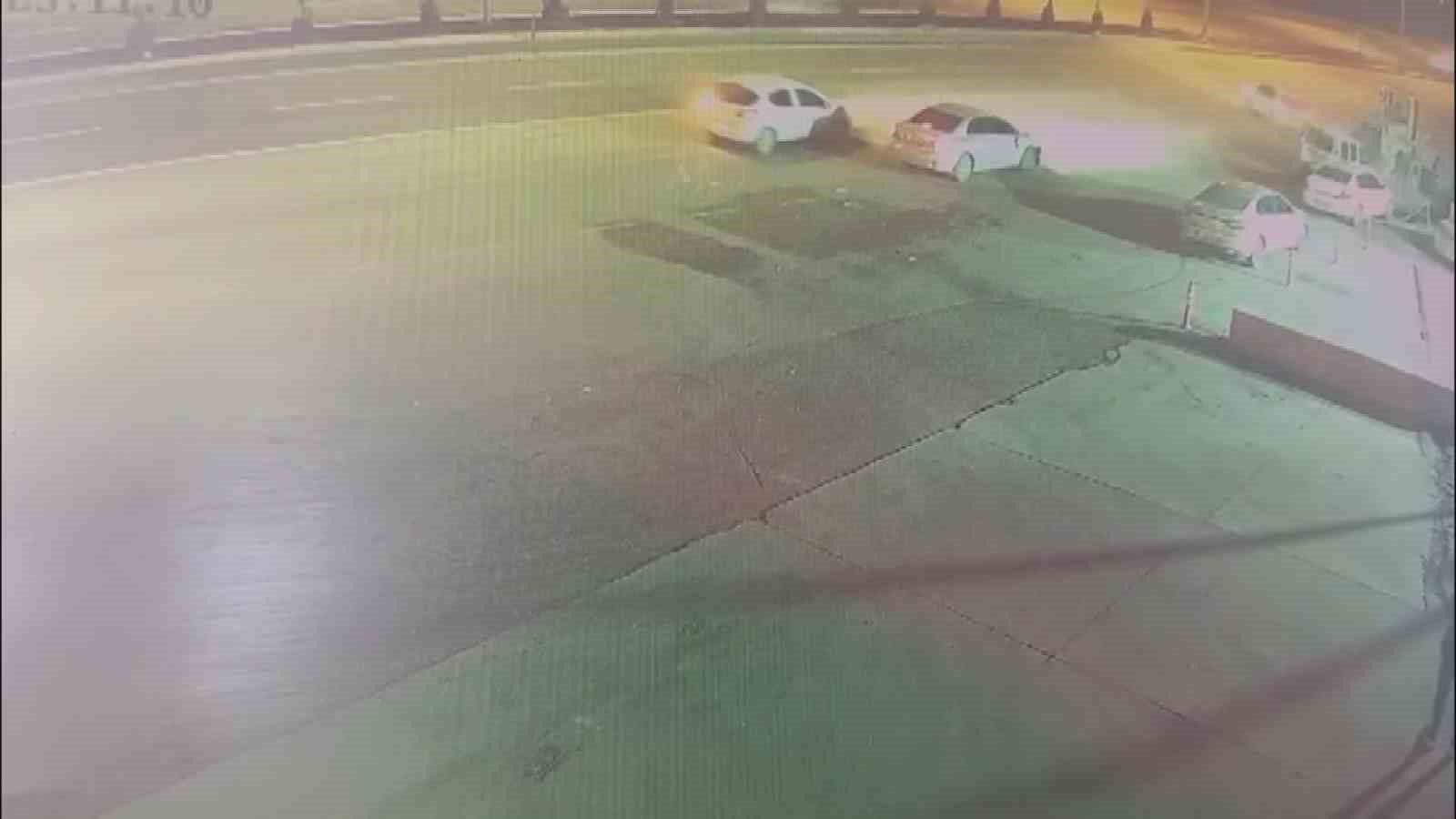 aracin-sagindan-gecmeyince-calisinca-ortaligi-savas-alanina-cevirdi