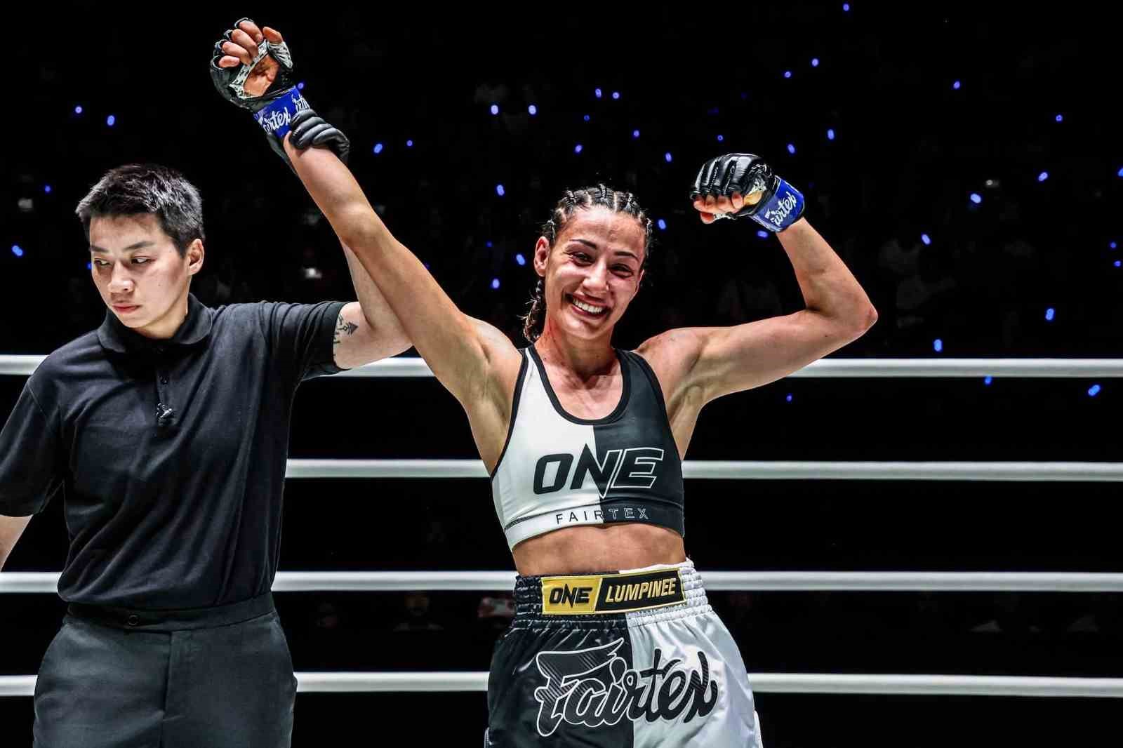 aydinli-nefise-altin-madalya-icin-ringe-cikacak