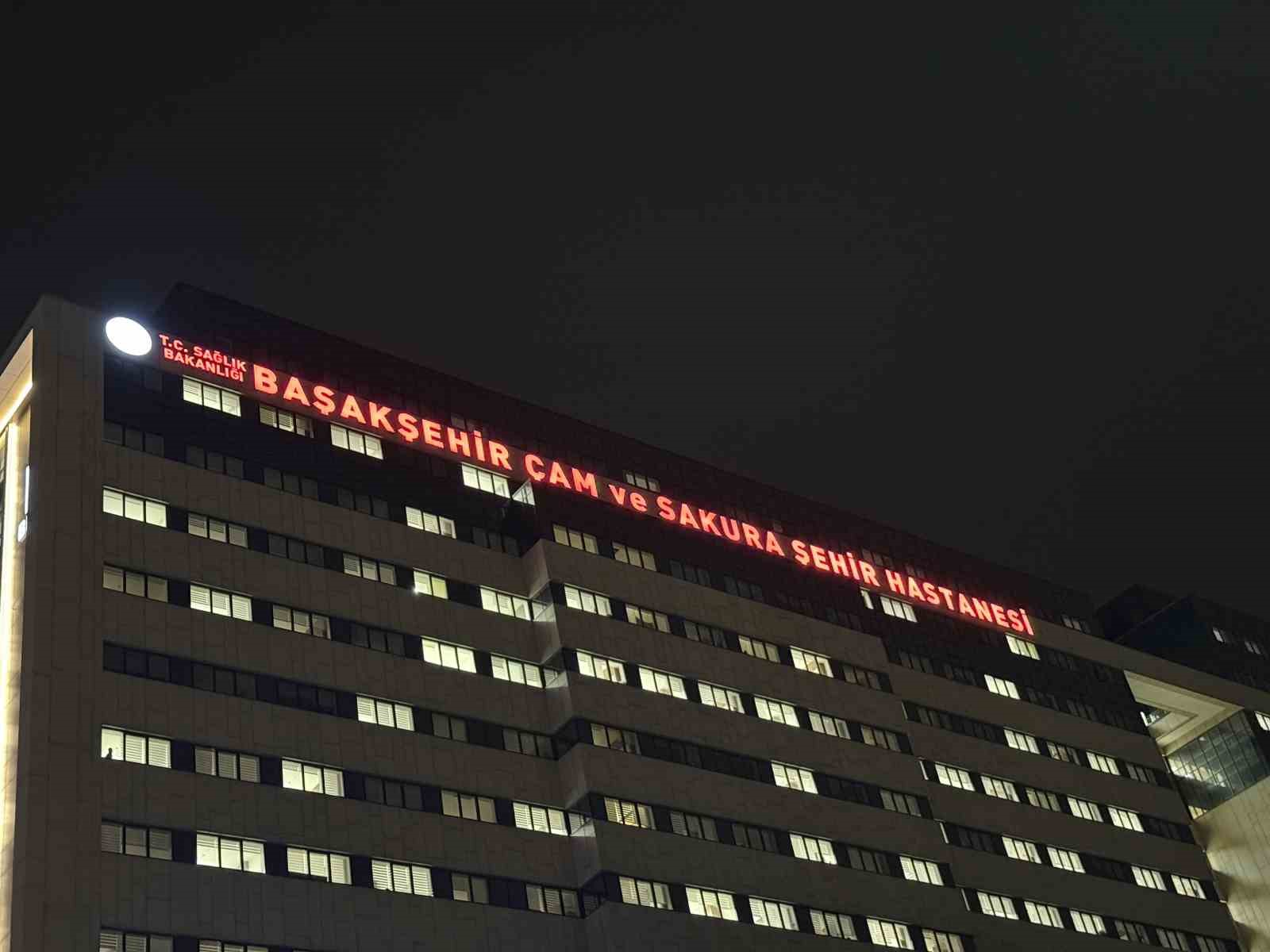 basaksehirde-okuldaki-gida-zehirlenmesi-iddiasiyla-ilgili-kantinci-cift-gozaltina-alindi