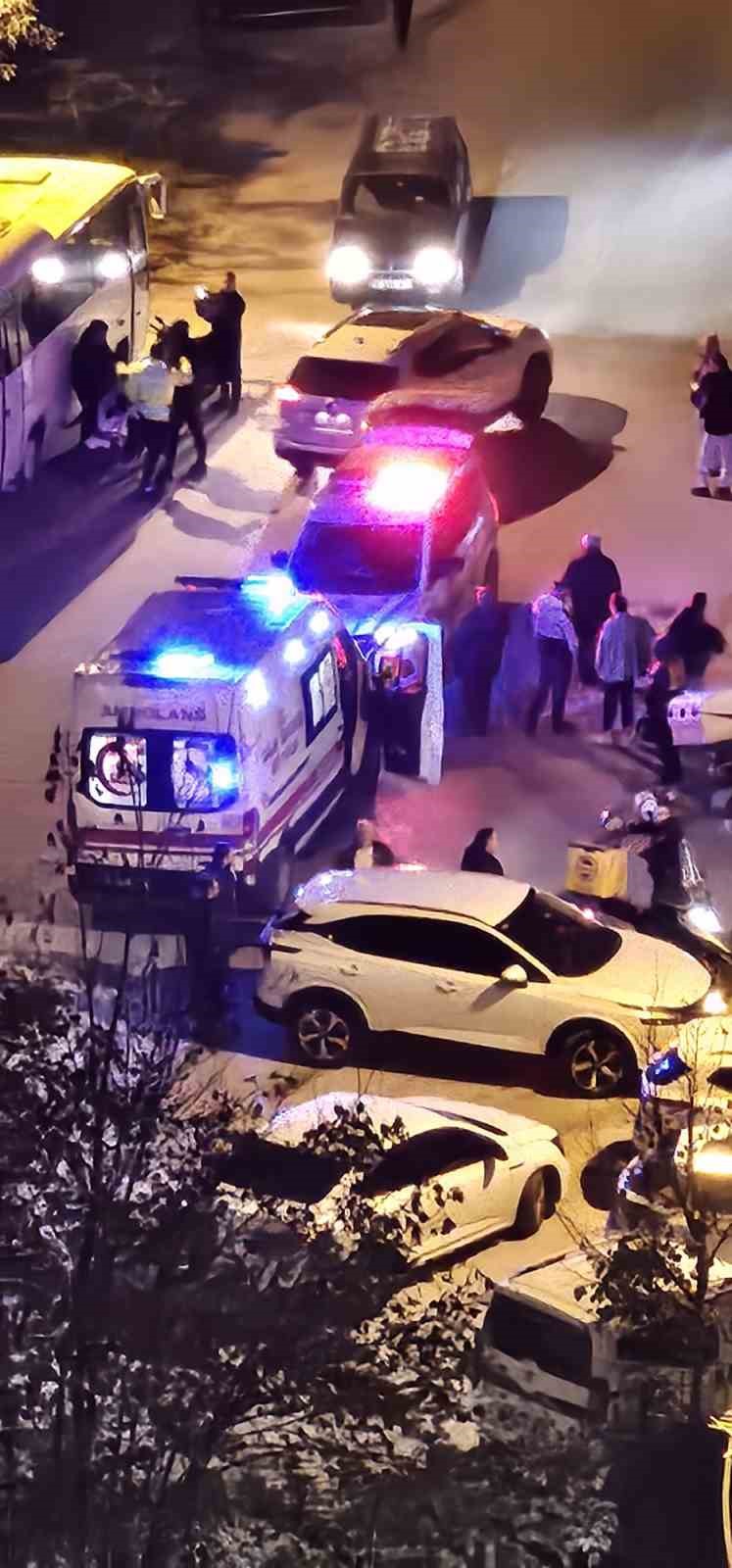 bilecikte-motosiklet-ile-otomobil-carpisti-1-yarali