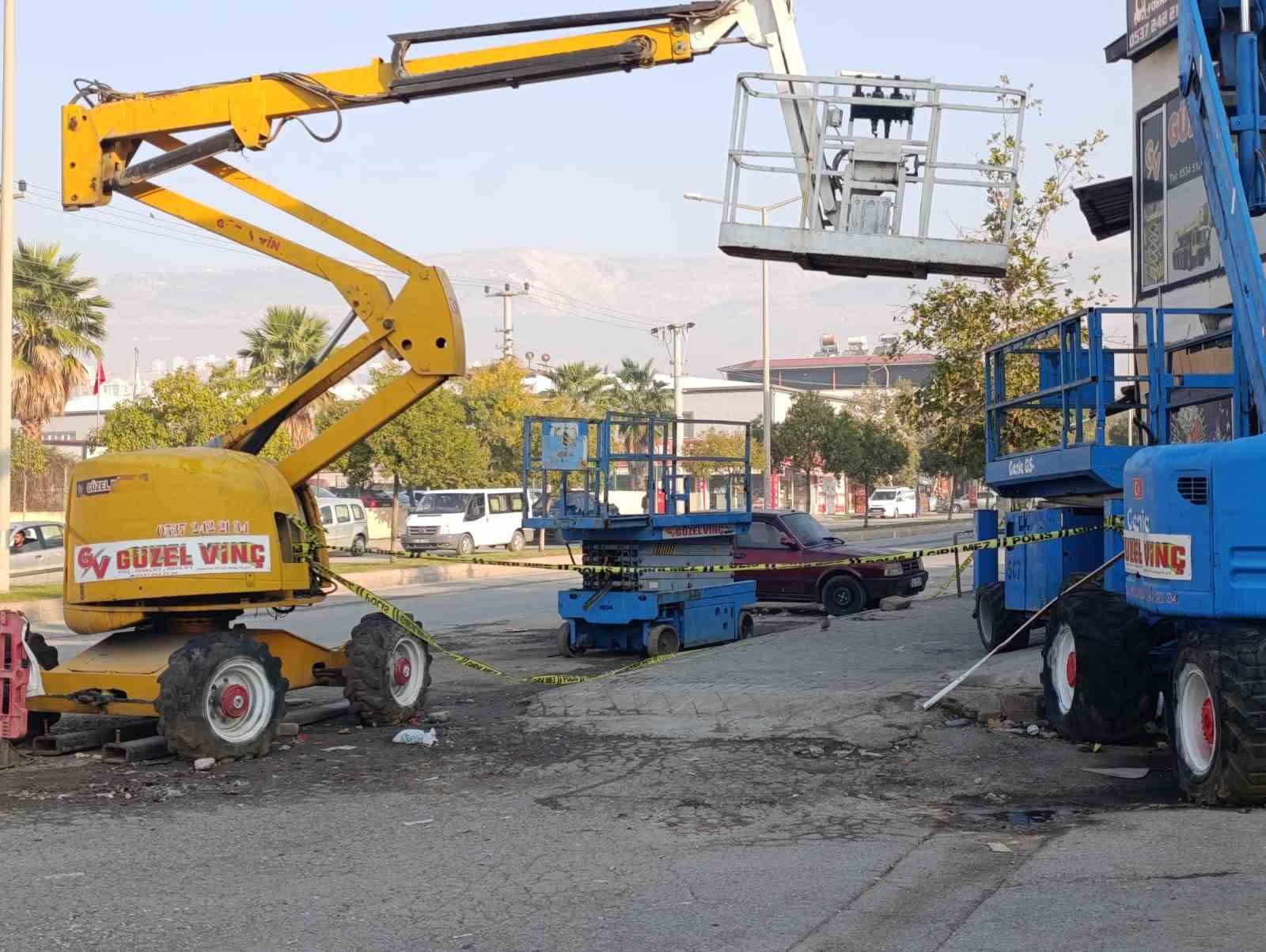 cocuklarin-silahla-sakasi-olumle-bitti