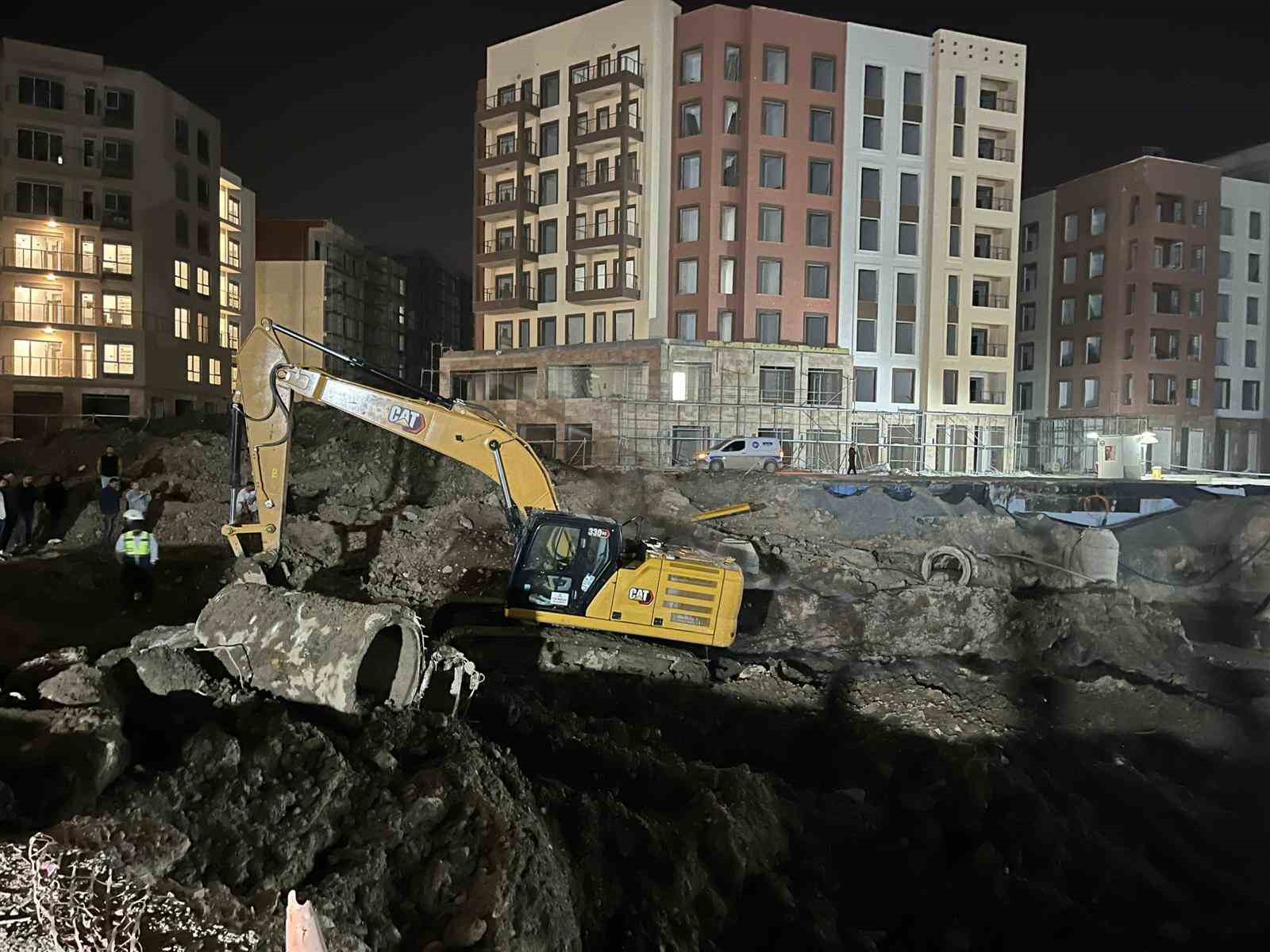 dogal-gaz-patlamasiyla-cikan-yanginda-2-isci-yaralandi