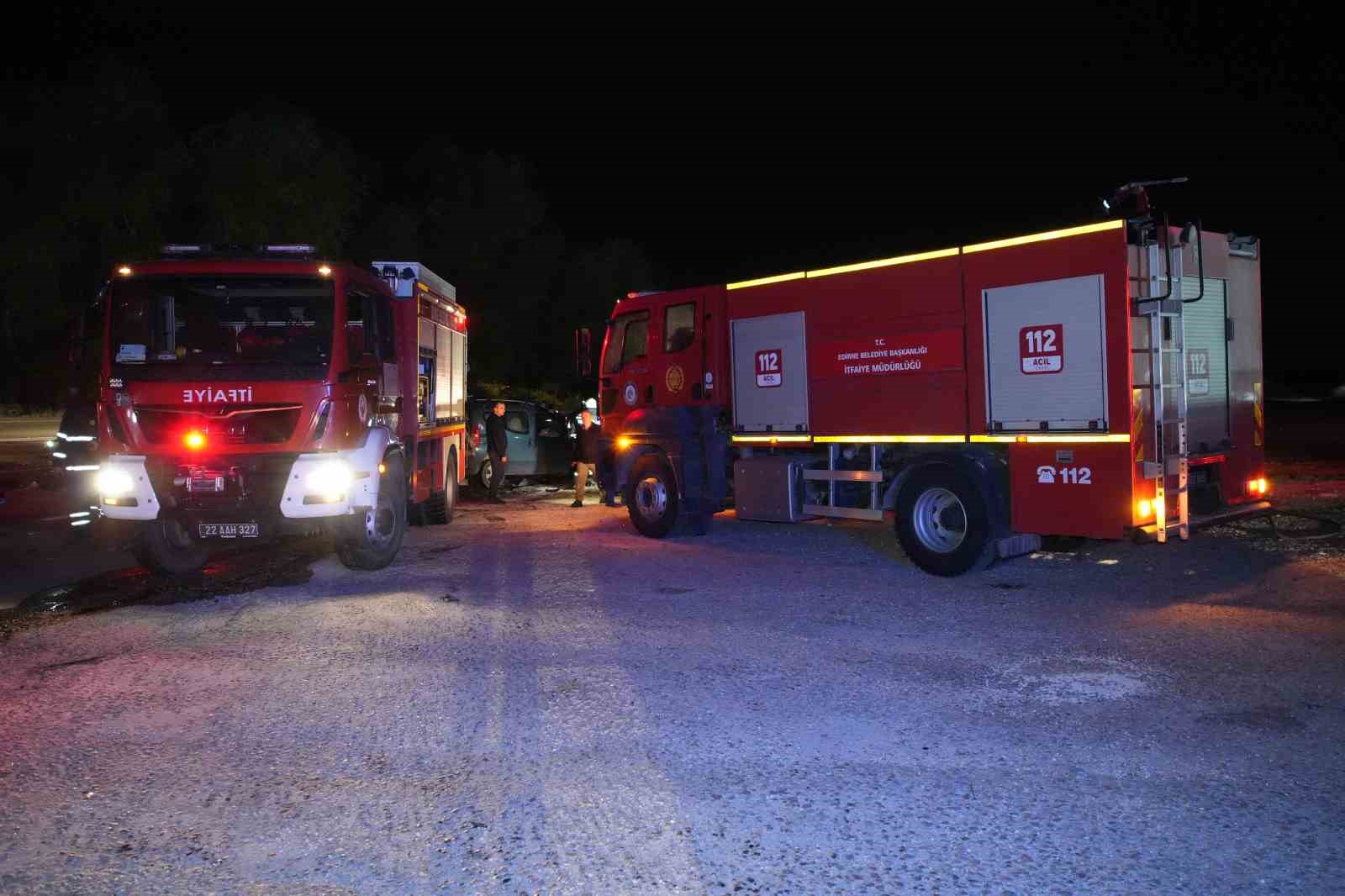 edirnede-zincirleme-kaza-olu-ve-yaralilar-var