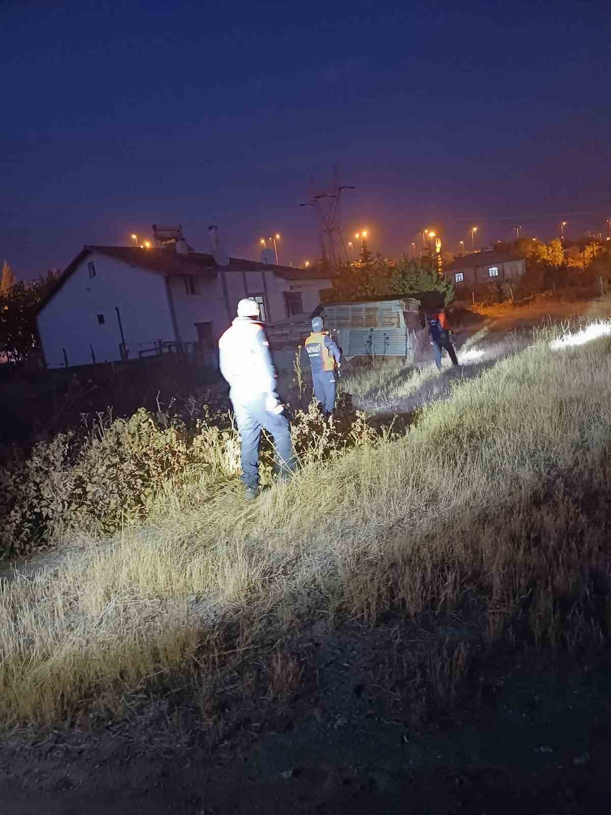 elazigda-kayip-otizmli-cocugu-arama-calismalari-72-saatte-de-gece-boyunca-suruyor