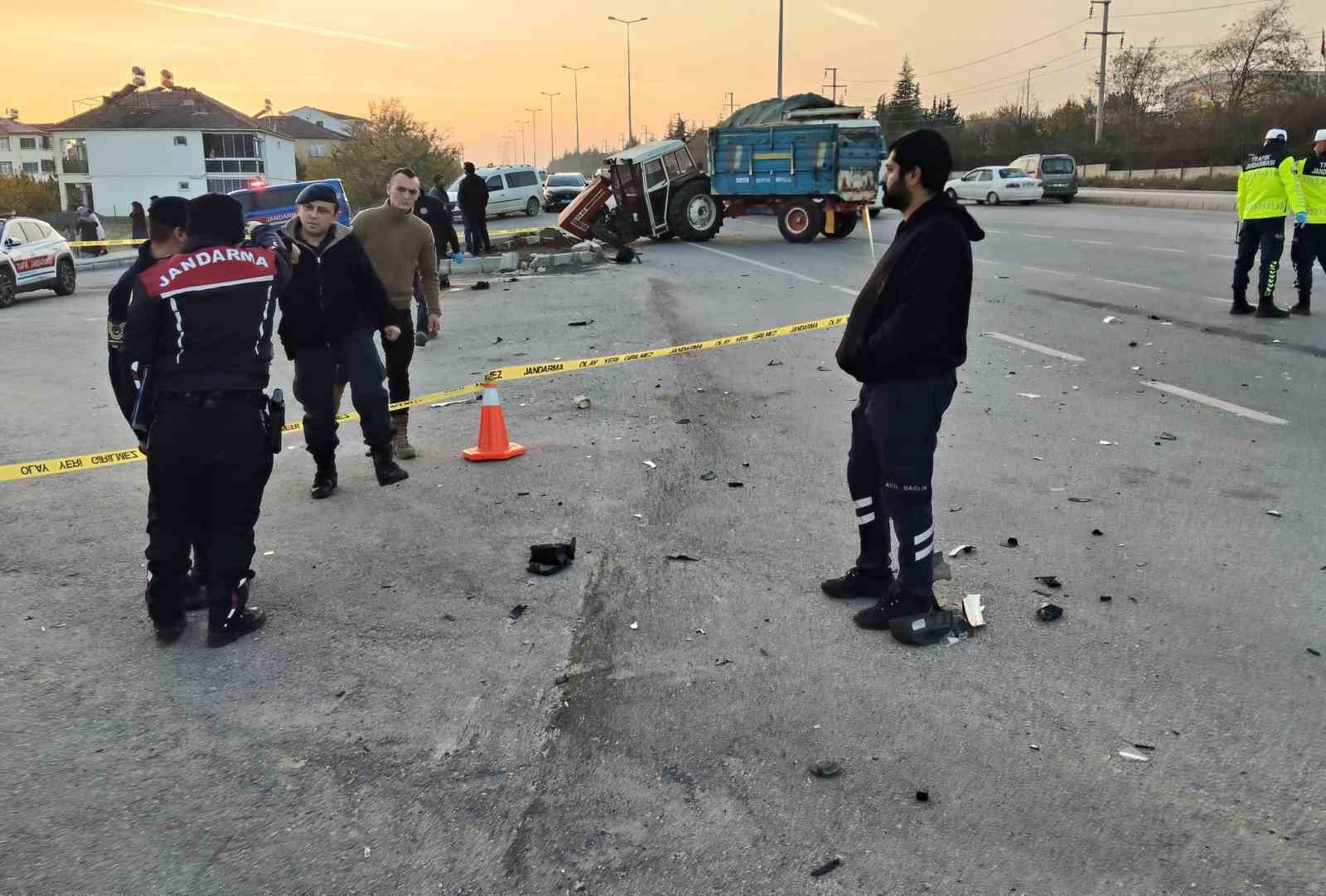 elazigda-kazada-savrulan-arac-yayaya-carpti-1-olu-2-yarali