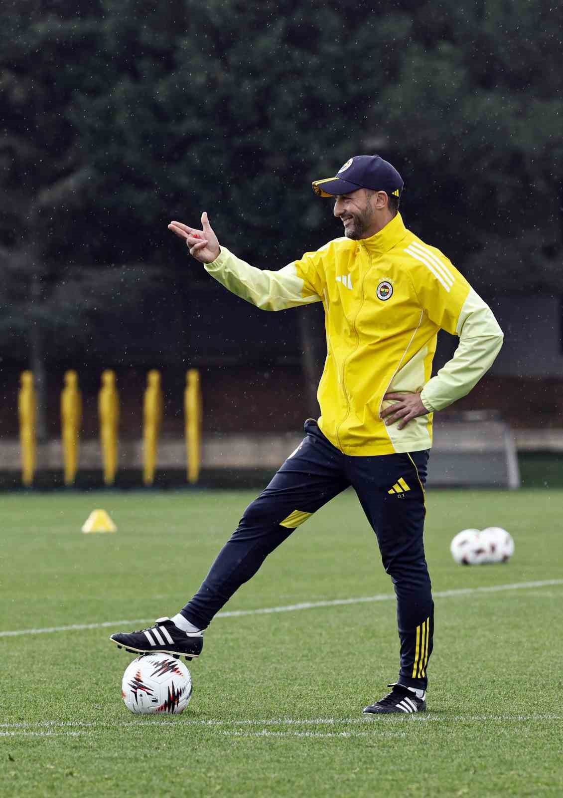 fenerbahce-ferencvaros-maci-hazirliklarina-basladi