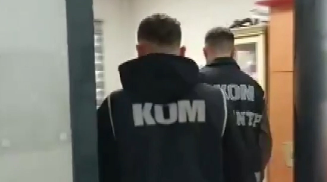 gaziantepte-usulsuz-satis-ve-dagitimi-yapilan-30-bin-ilac-ele-gecirildi-3-gozalti