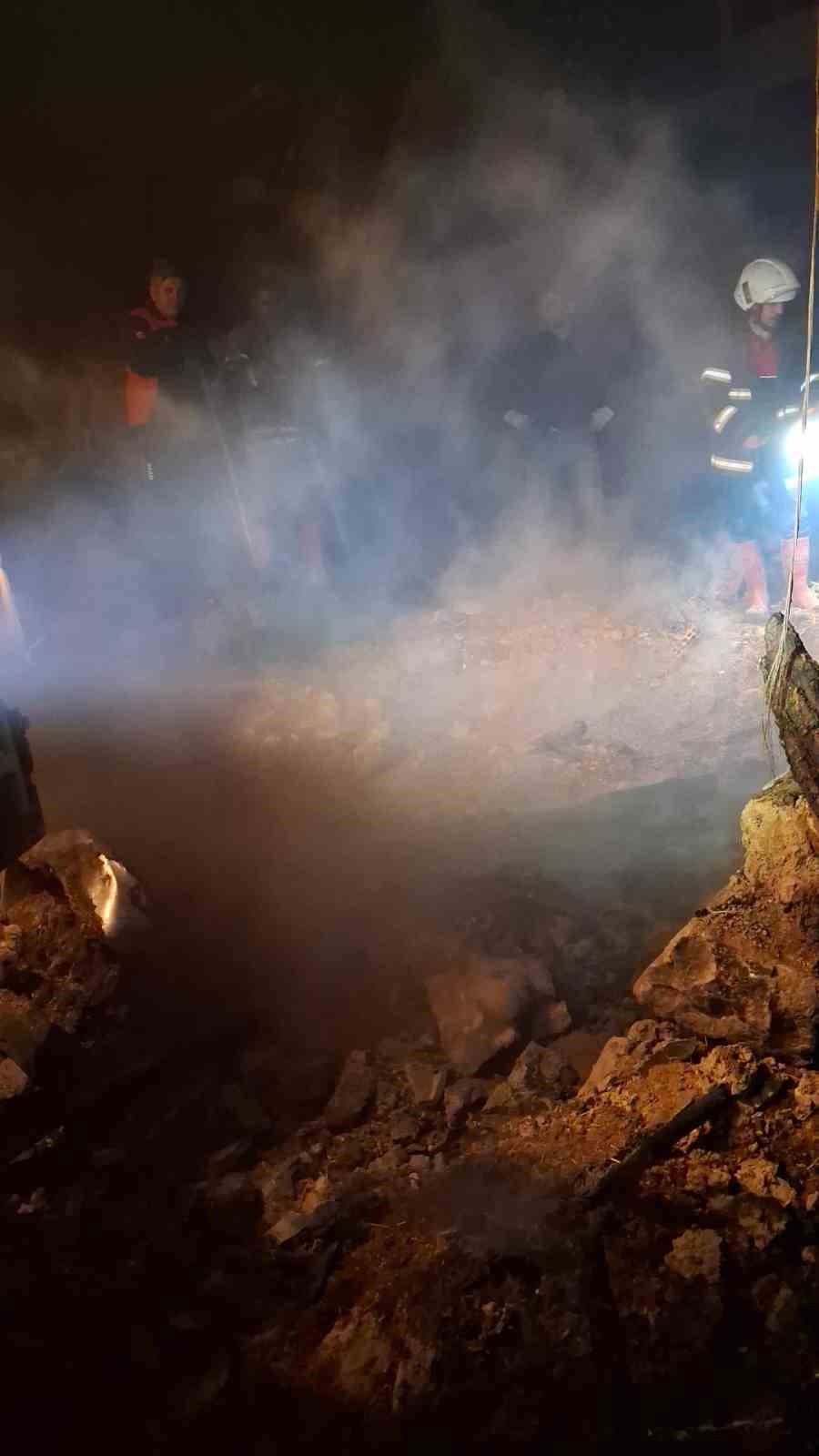 iki-katli-mustakil-ev-kule-dondu-gorme-engelli-bir-kisi-hayatini-kaybetti