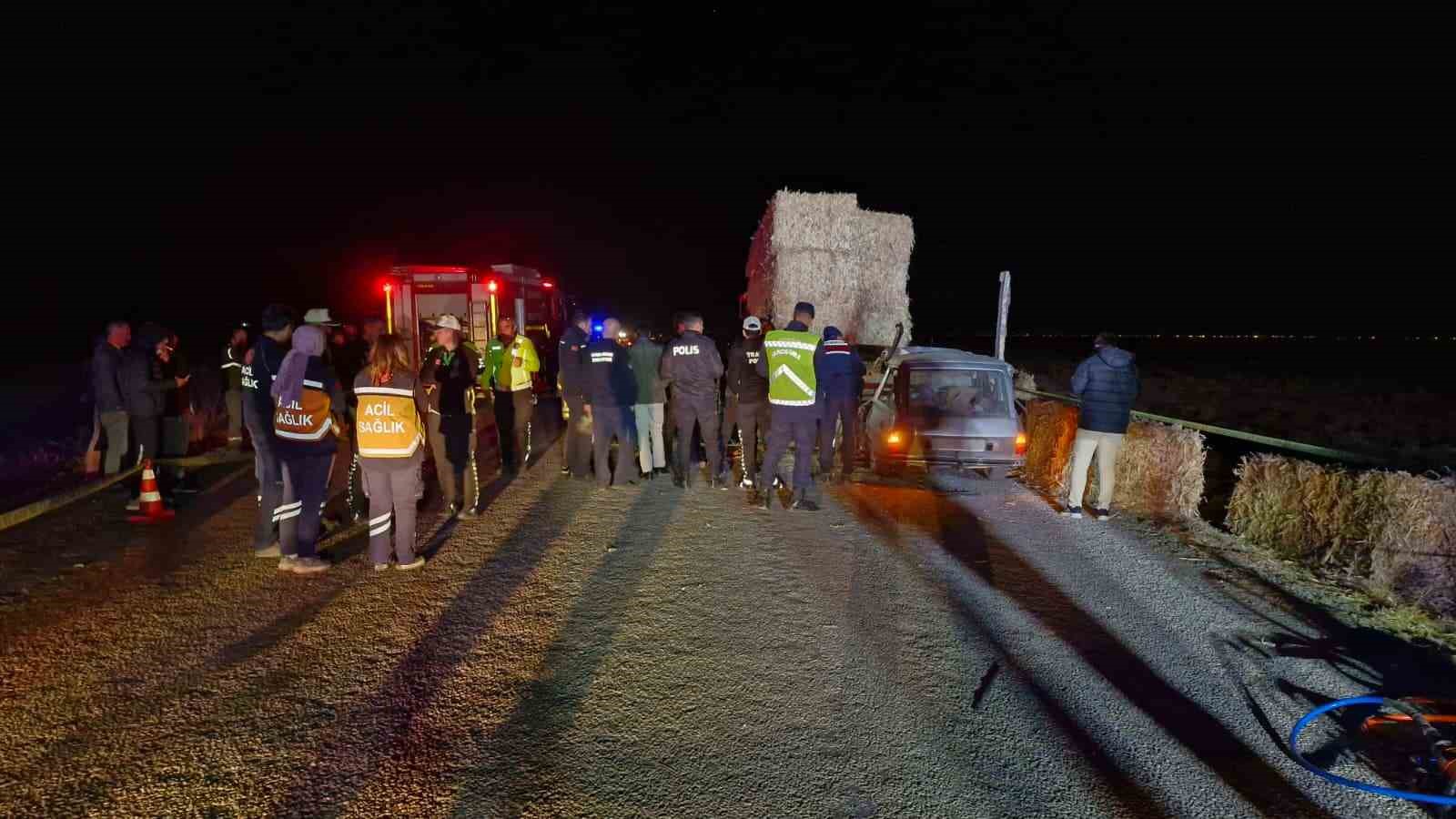 karamanda-otomobil-tira-ok-gibi-saplandi-kari-koca-hayatini-kaybetti