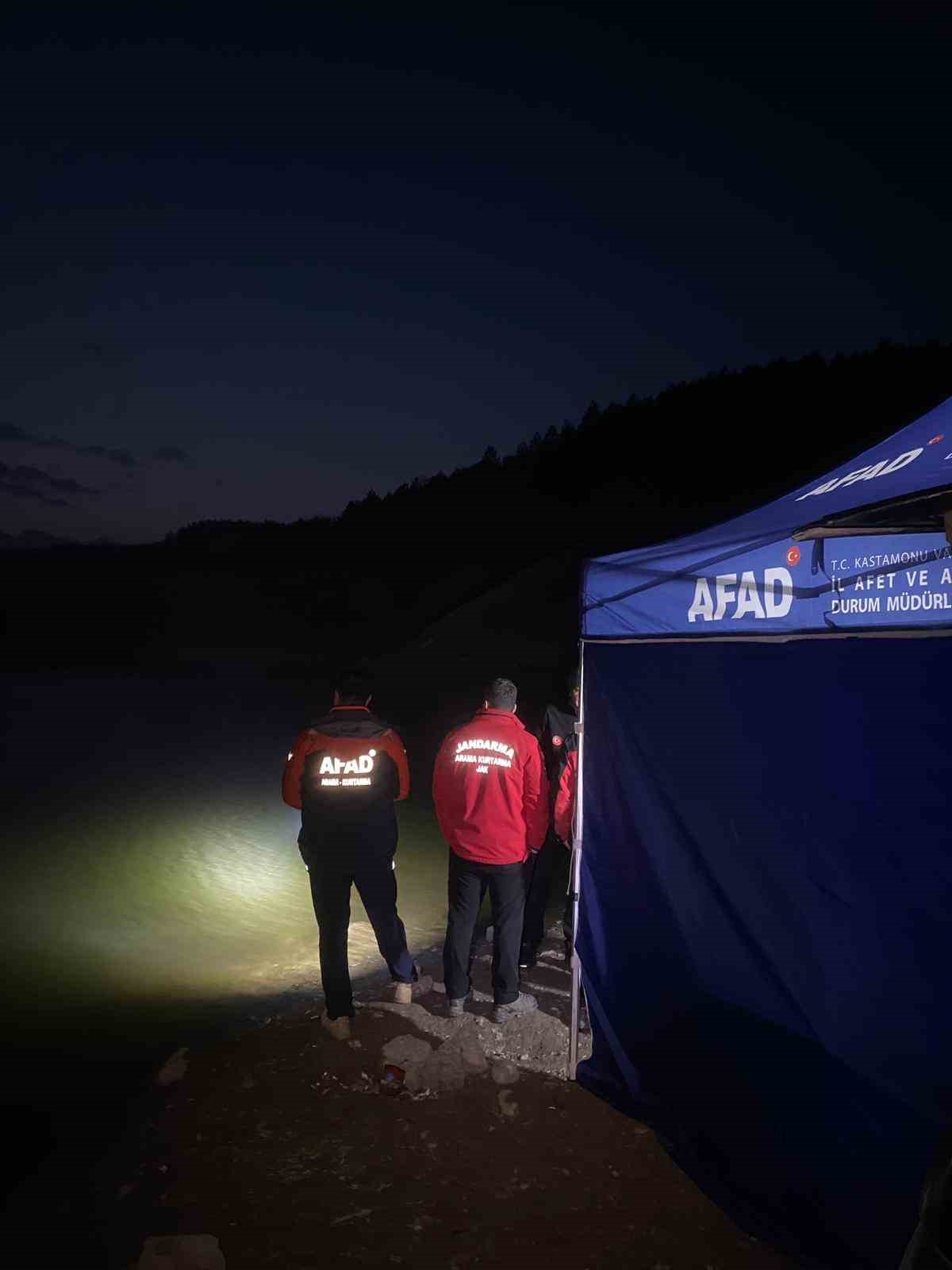 kastamonuda-balikcilar-barajda-erkek-cesedi-buldu