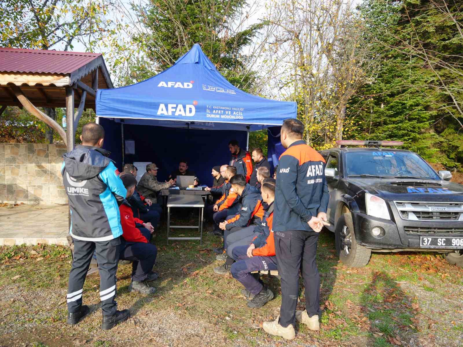 kayip-anne-ve-oglunu-arama-calismalari-altinci-gununde-devam-ediyor