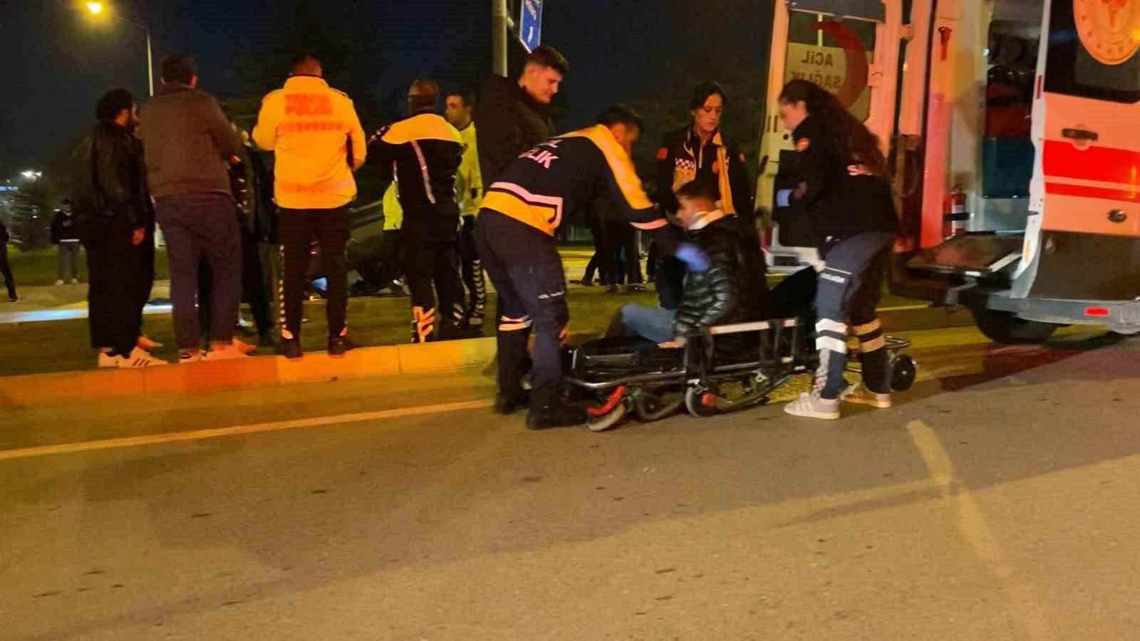 kaza-yapan-arac-takla-atti-2-yarali