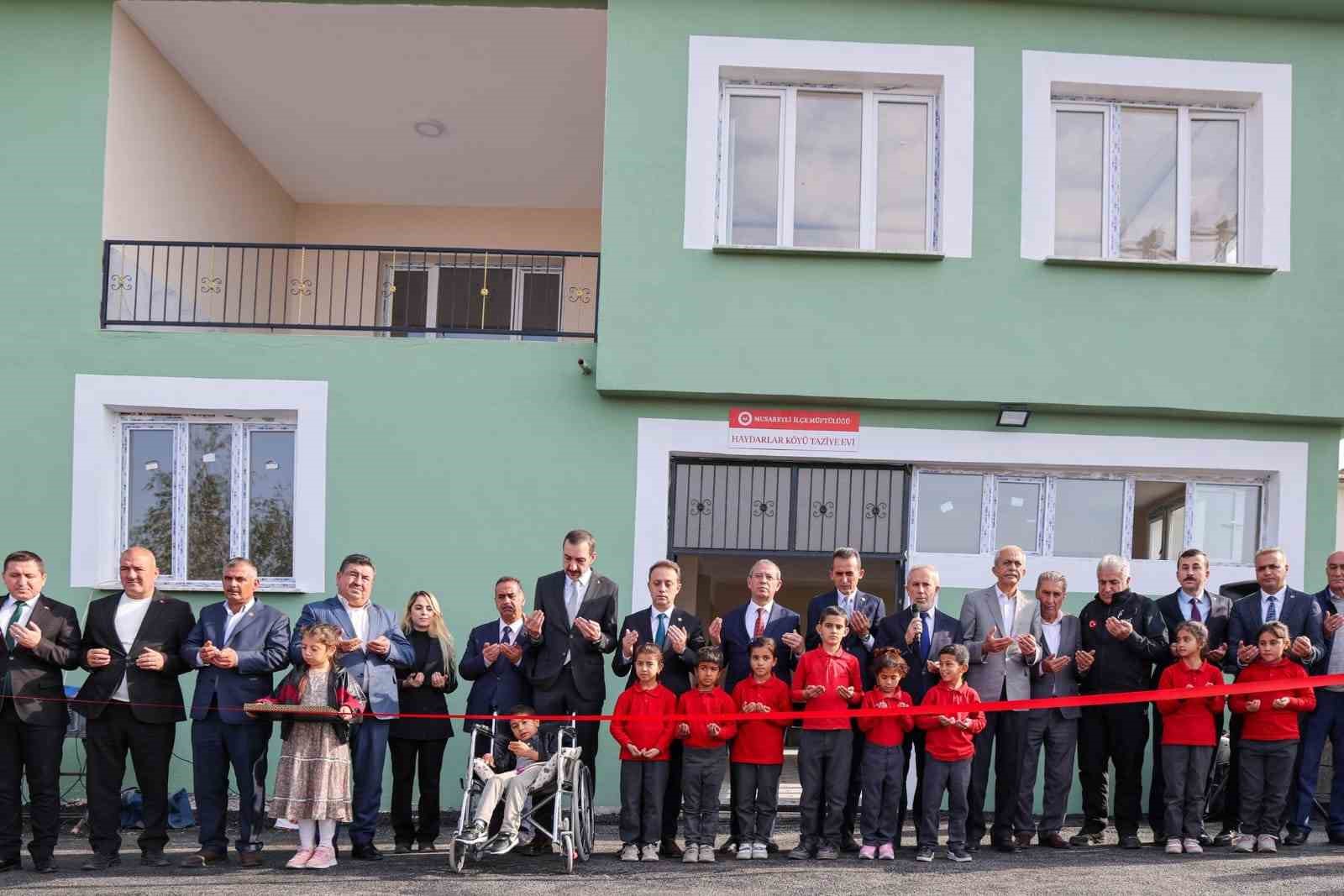 kilis-haydarlar-koyunde-lojman-ve-taziye-evi-hizmete-acildi