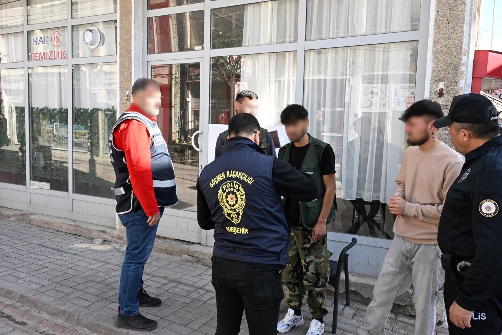 kirsehirde-5-duzensiz-gocmen-yakalandi