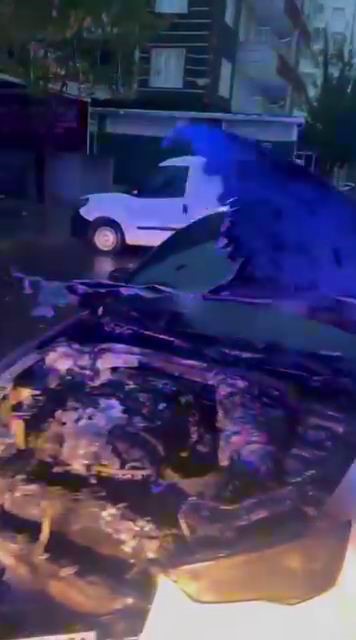 luks-arac-alevlere-teslim-oldu